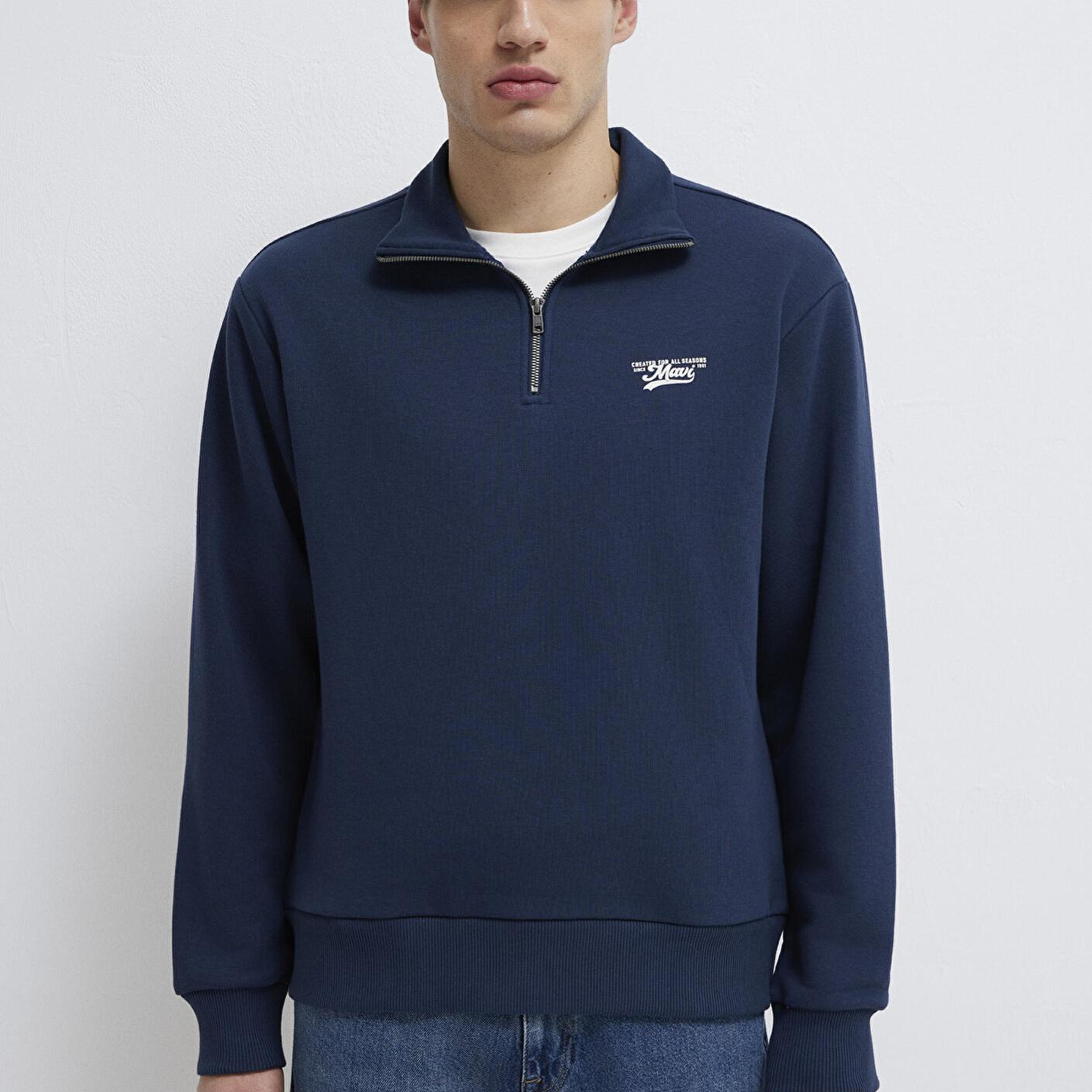 Mavi Yarı Fermuarlı Lacivert Sweatshirt 0S10465-70497