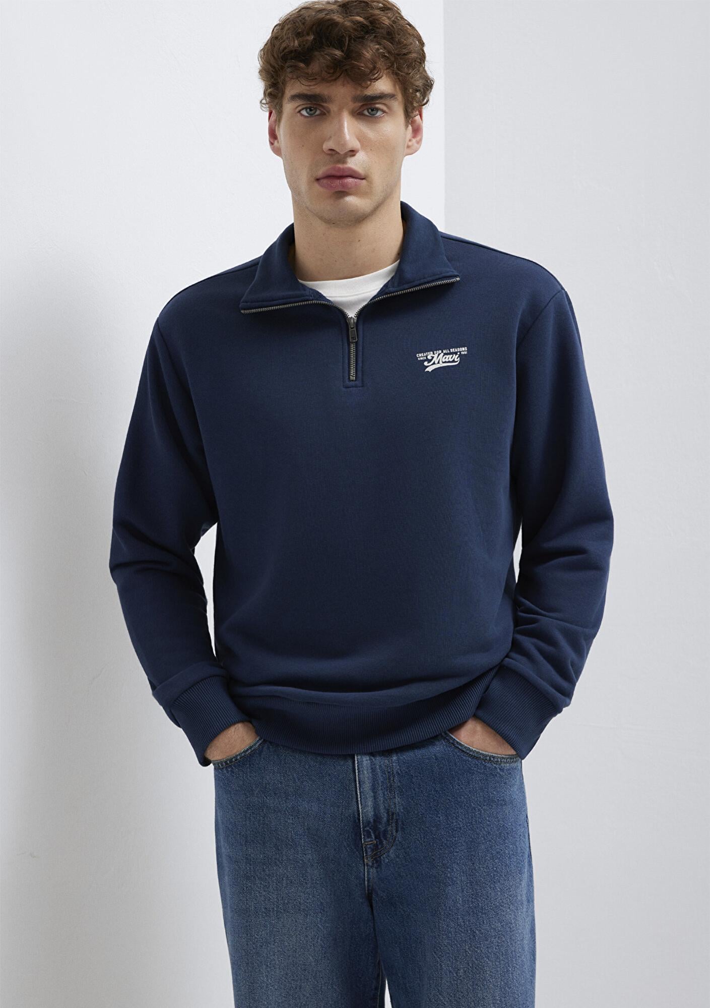 Mavi Yarı Fermuarlı Lacivert Sweatshirt 0S10465-70497