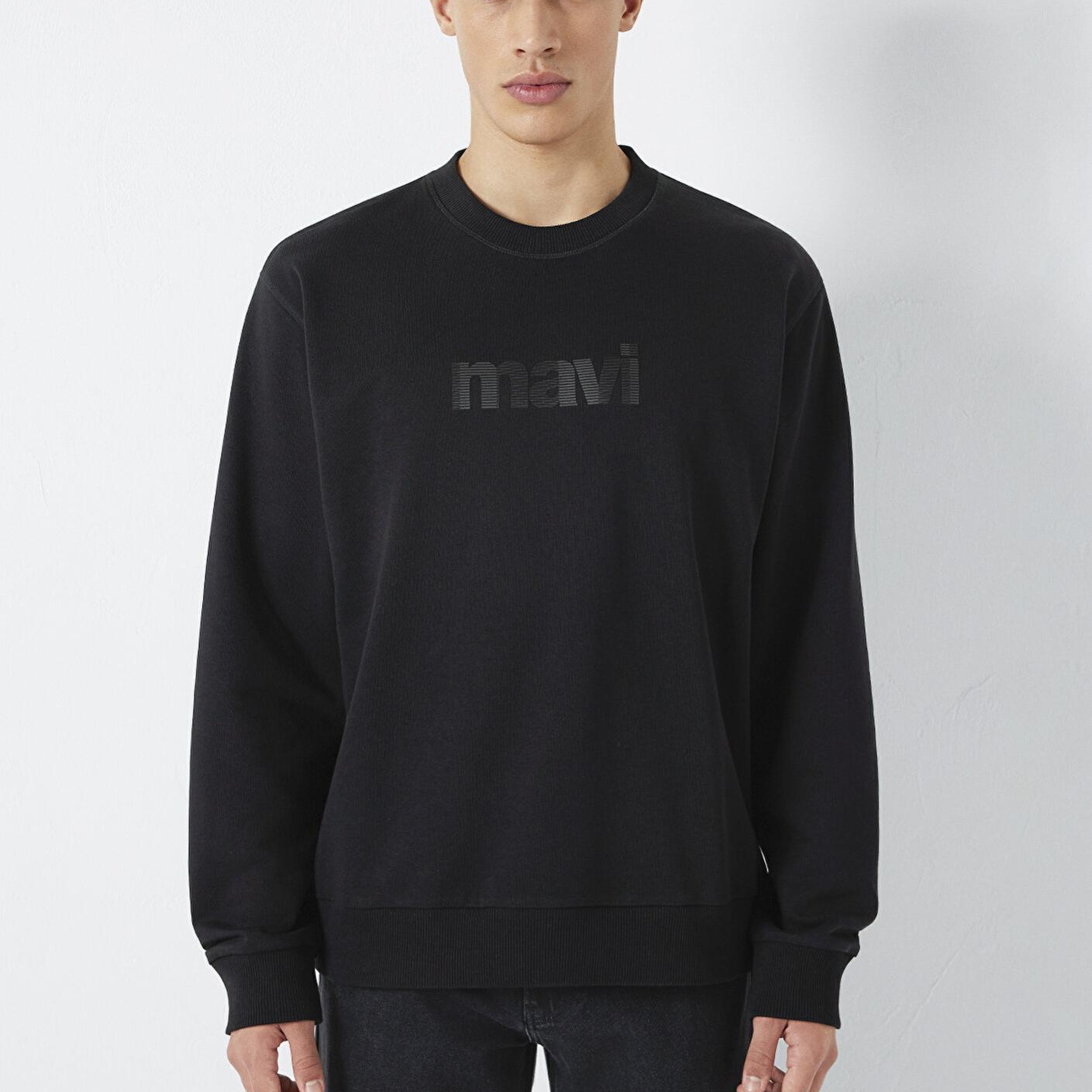 Mavi Mavi Logo Baskılı Bisiklet Yaka Siyah Sweatshirt 0S10551-900