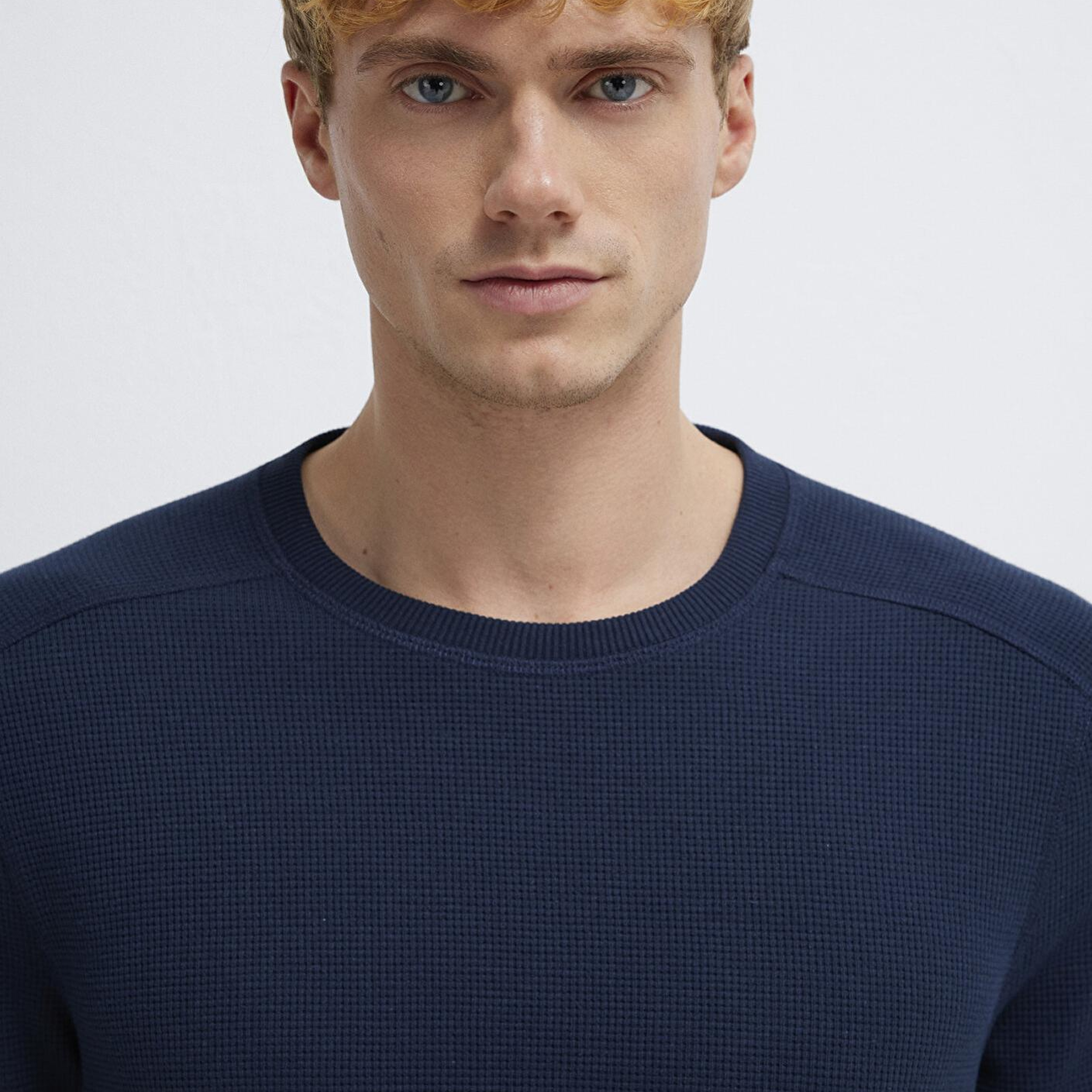 Mavi Uzun Kollu Dokulu Lacivert Basic Tişört Slim Fit / Dar Kesim 0610106-70490