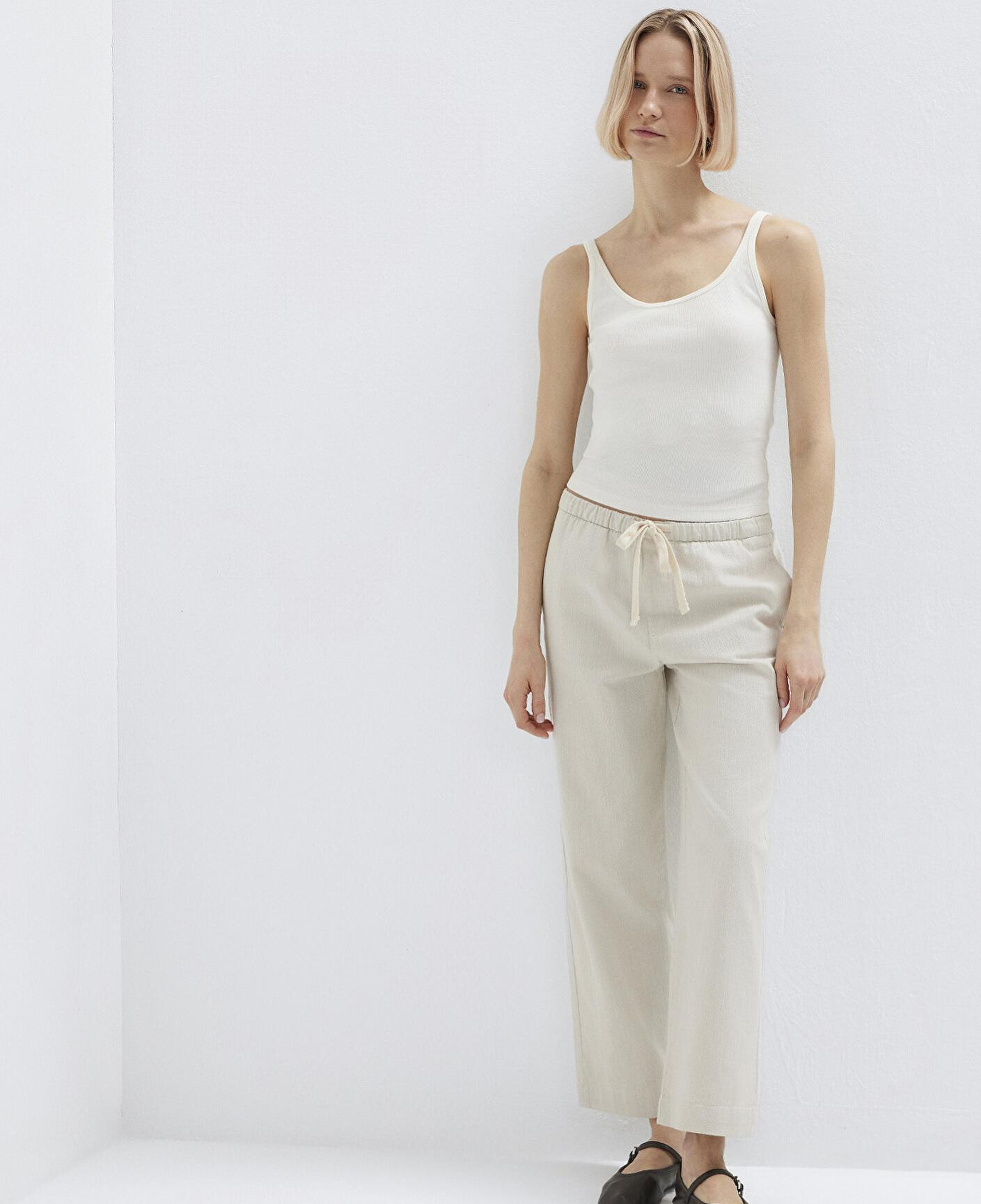 Mavi Bağcık Detaylı Bej Pantolon 1011203-35043