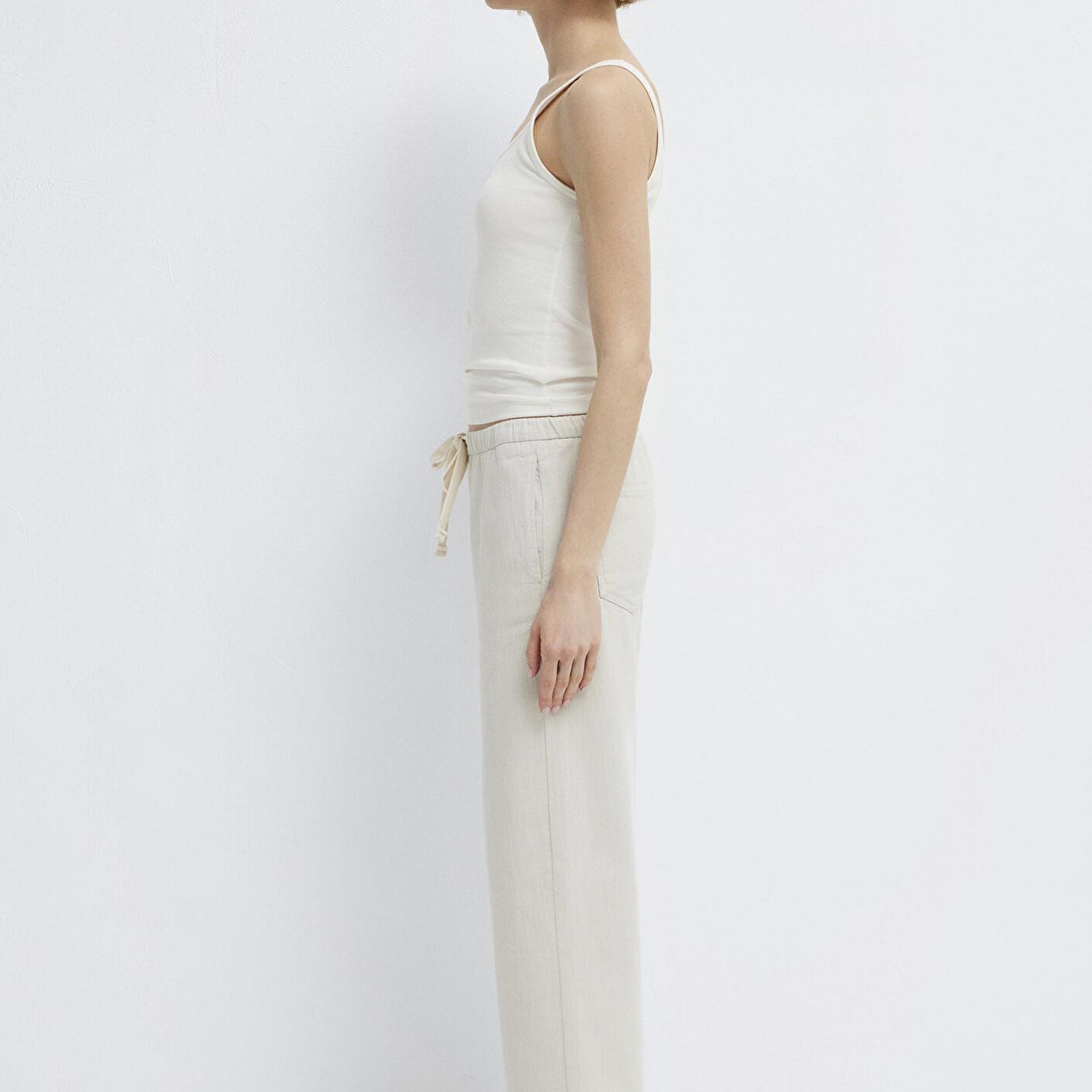 Mavi Bağcık Detaylı Bej Pantolon 1011203-35043