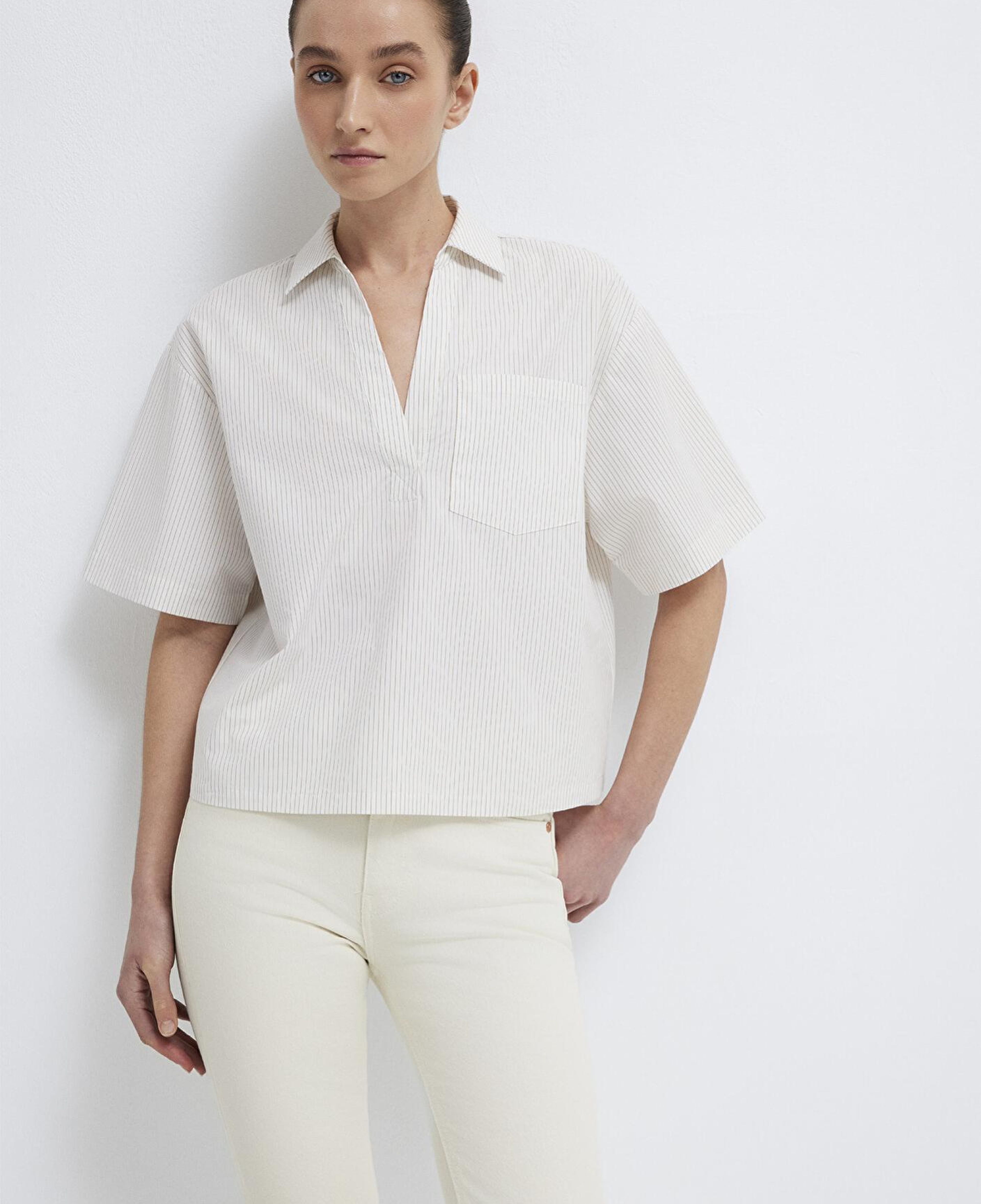 Mavi Kısa Kollu Cepli Ekru Bluz 1211377-82759