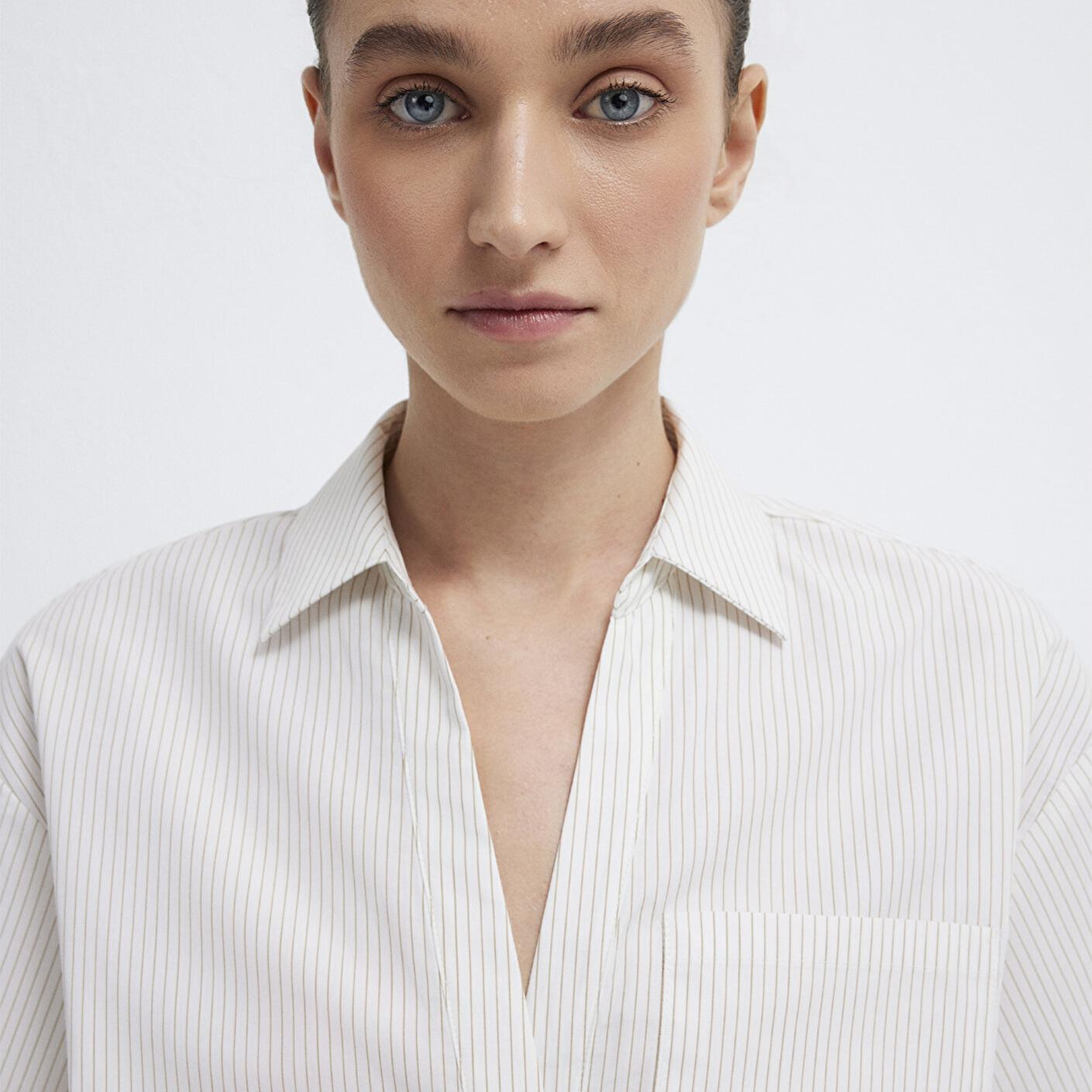 Mavi Kısa Kollu Cepli Ekru Bluz 1211377-82759