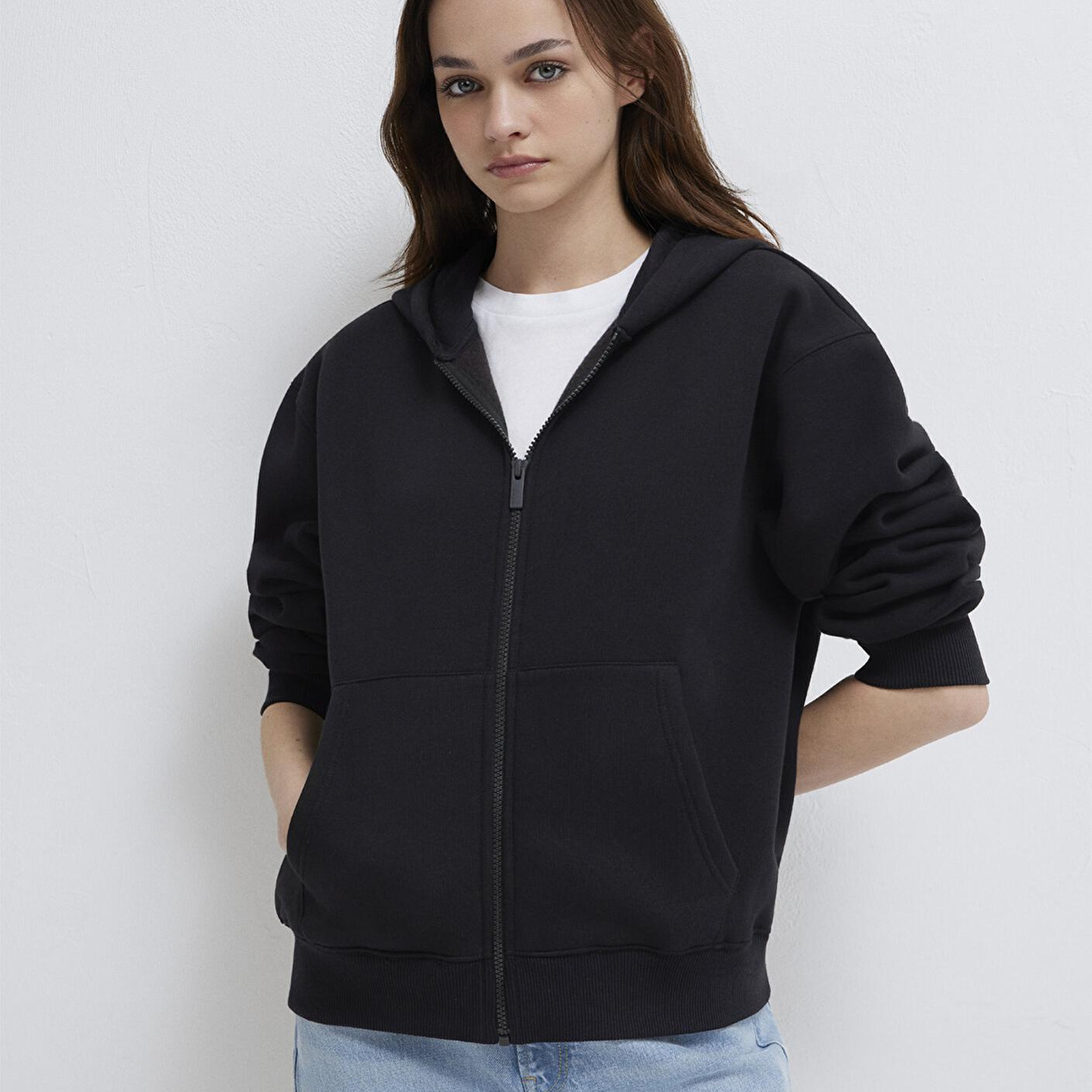 Mavi Mavi Logo Nakış Detaylı Kapüşonlu Siyah Sweatshirt 1S10532-900