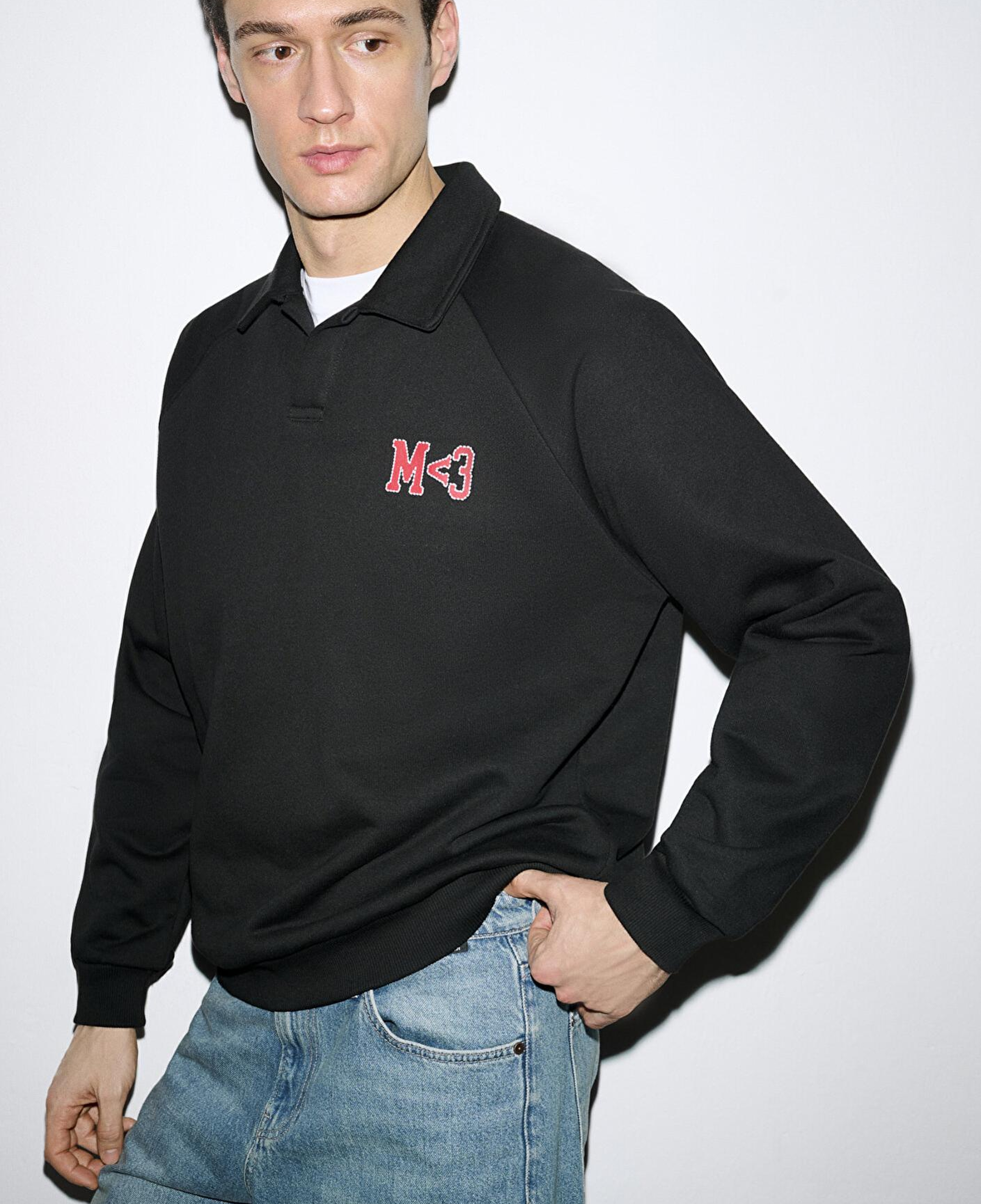 Mavi M Kalp İşlemeli Polo Yaka Siyah  Sweatshirt 0S10578-900
