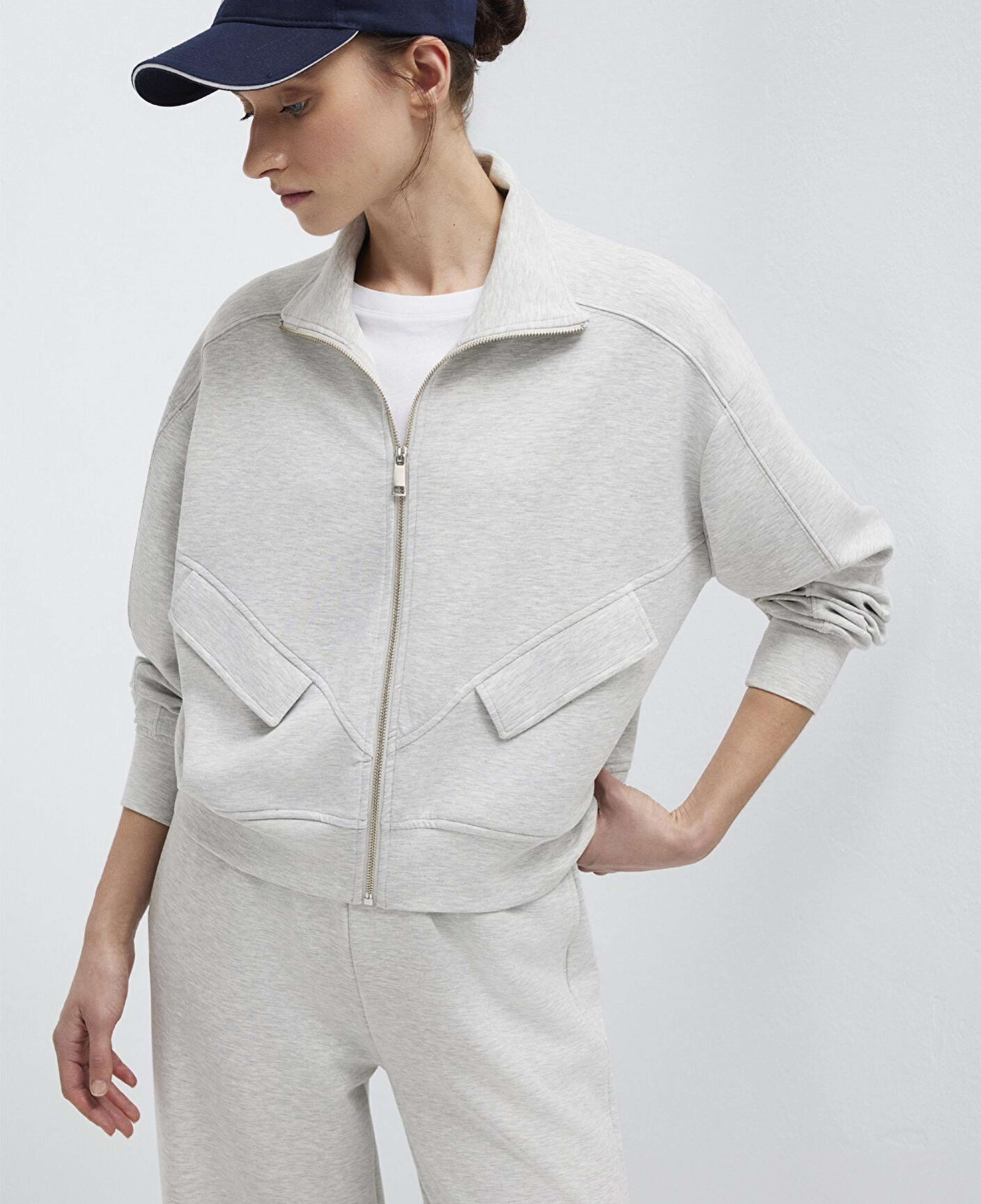 Mavi Dik Yaka Fermuarlı Gri Sweatshirt 1S10506-83096