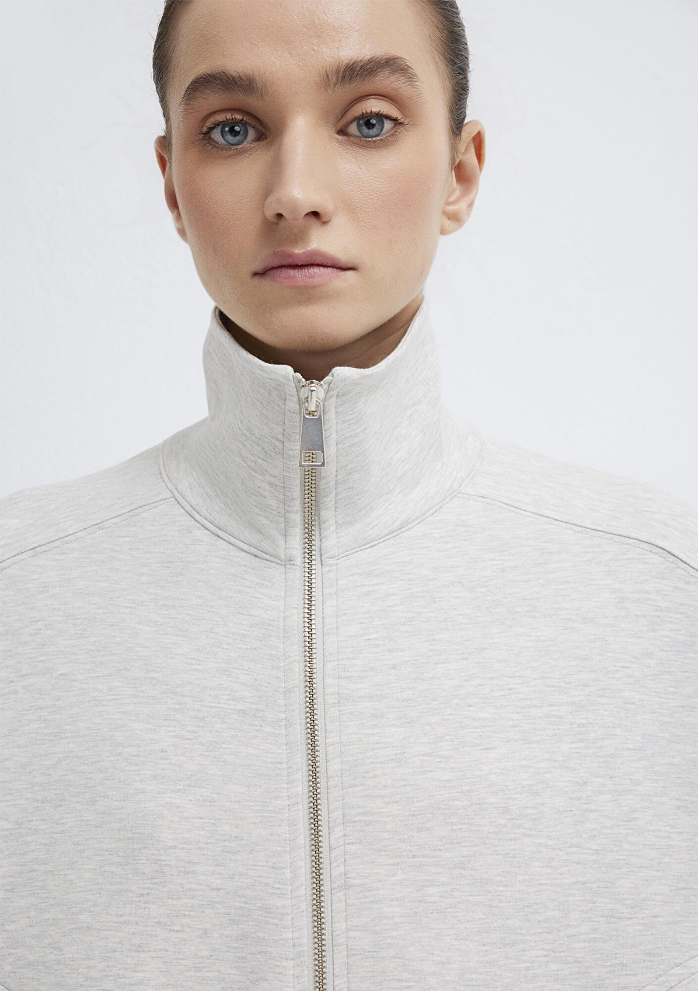 Mavi Dik Yaka Fermuarlı Gri Sweatshirt 1S10506-83096