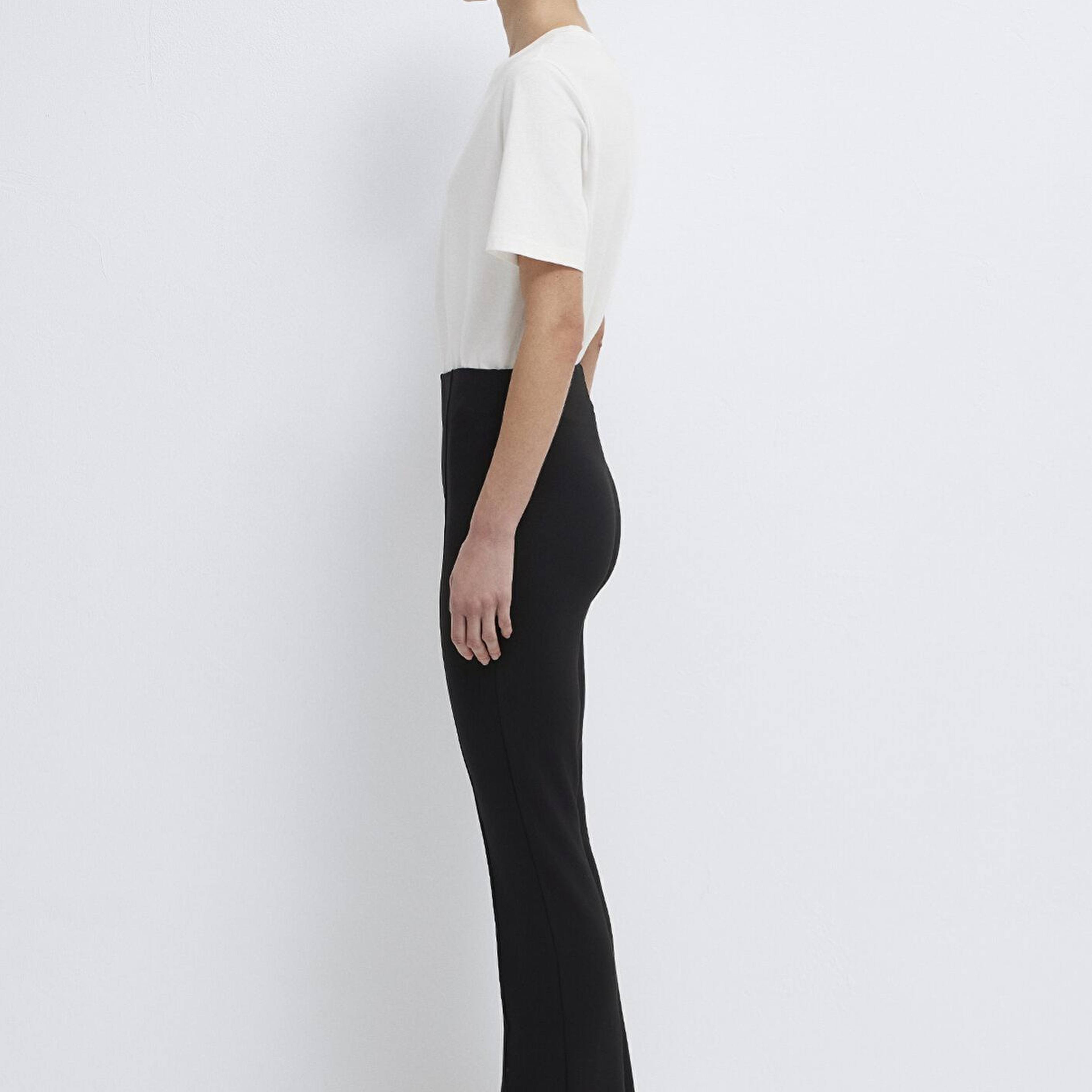 Mavi İspanyol Paça Siyah Eşofman Altı 1011175-900