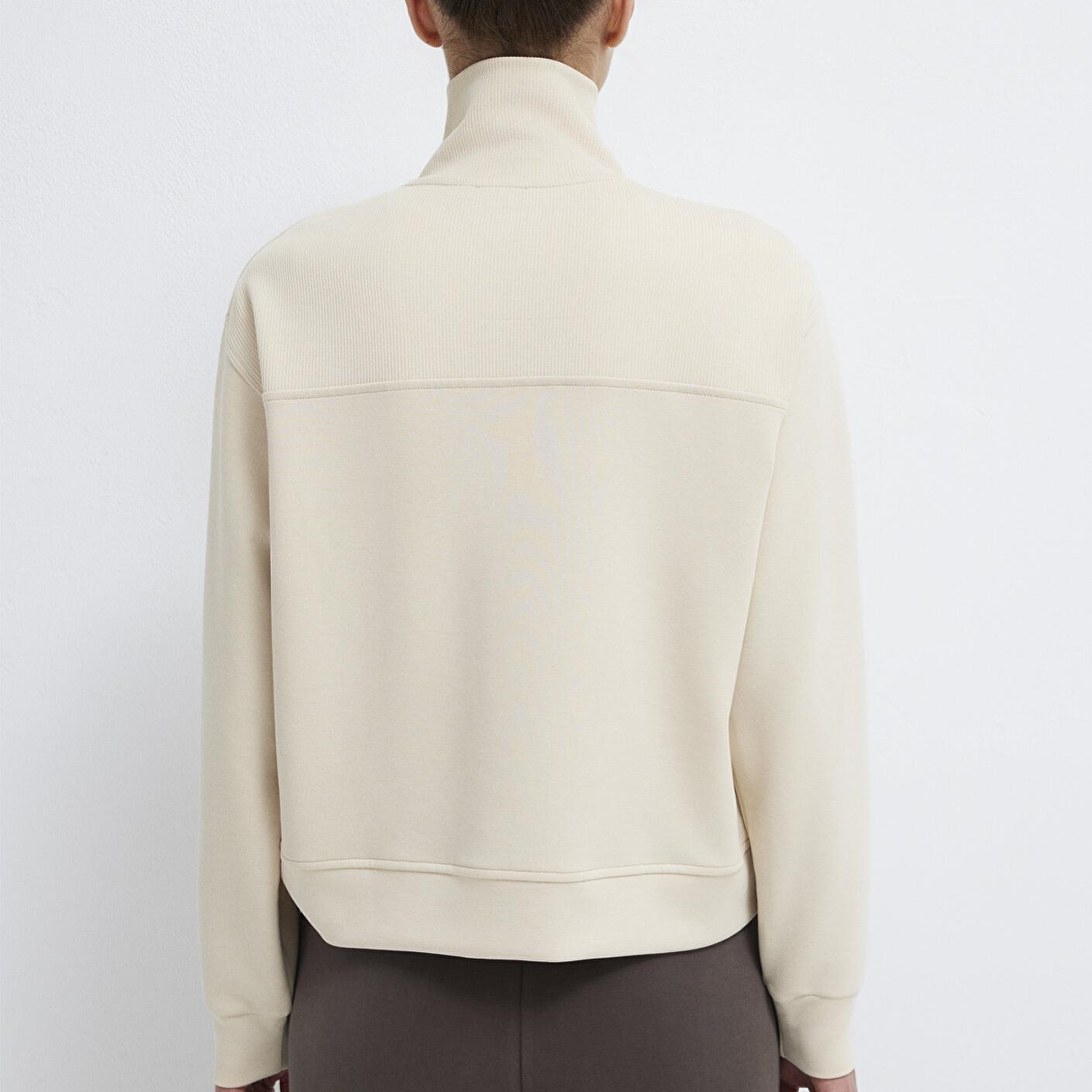 Mavi Yarı Fermuarlı Ekru (TENCEL™) Sweatshirt 1S10488-70005