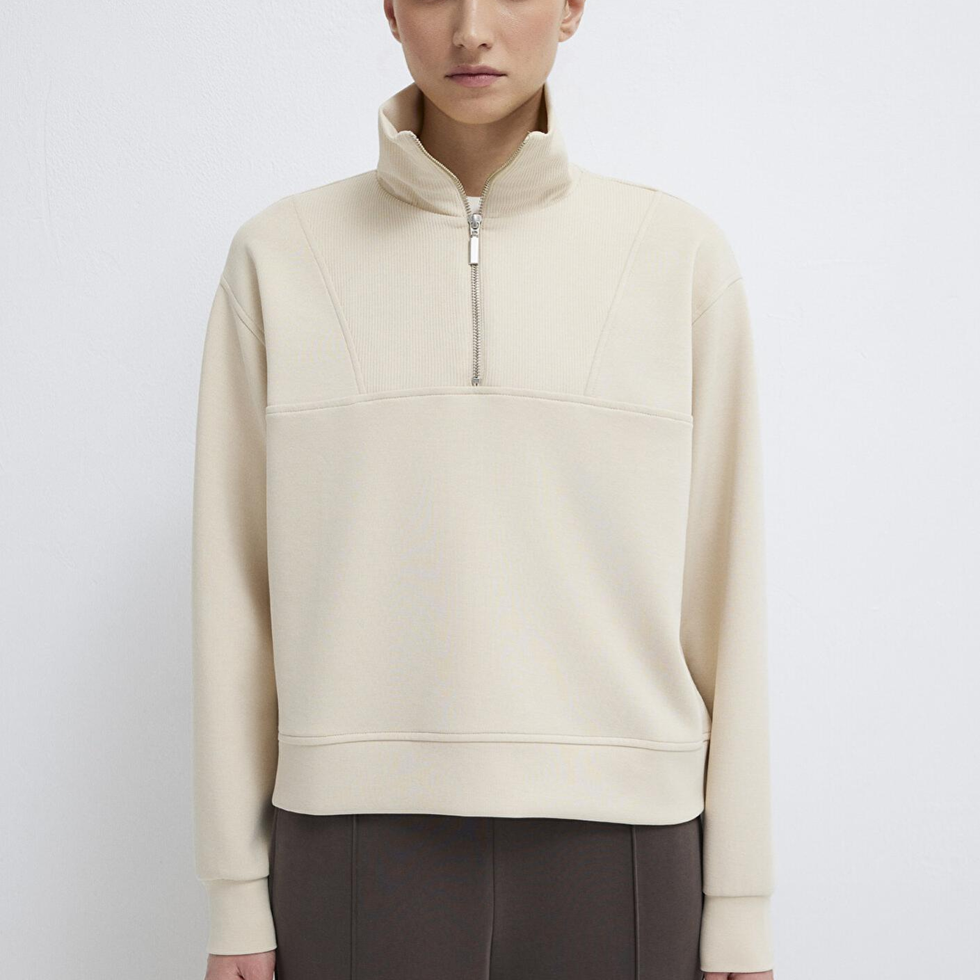 Mavi Yarı Fermuarlı Ekru (TENCEL™) Sweatshirt 1S10488-70005