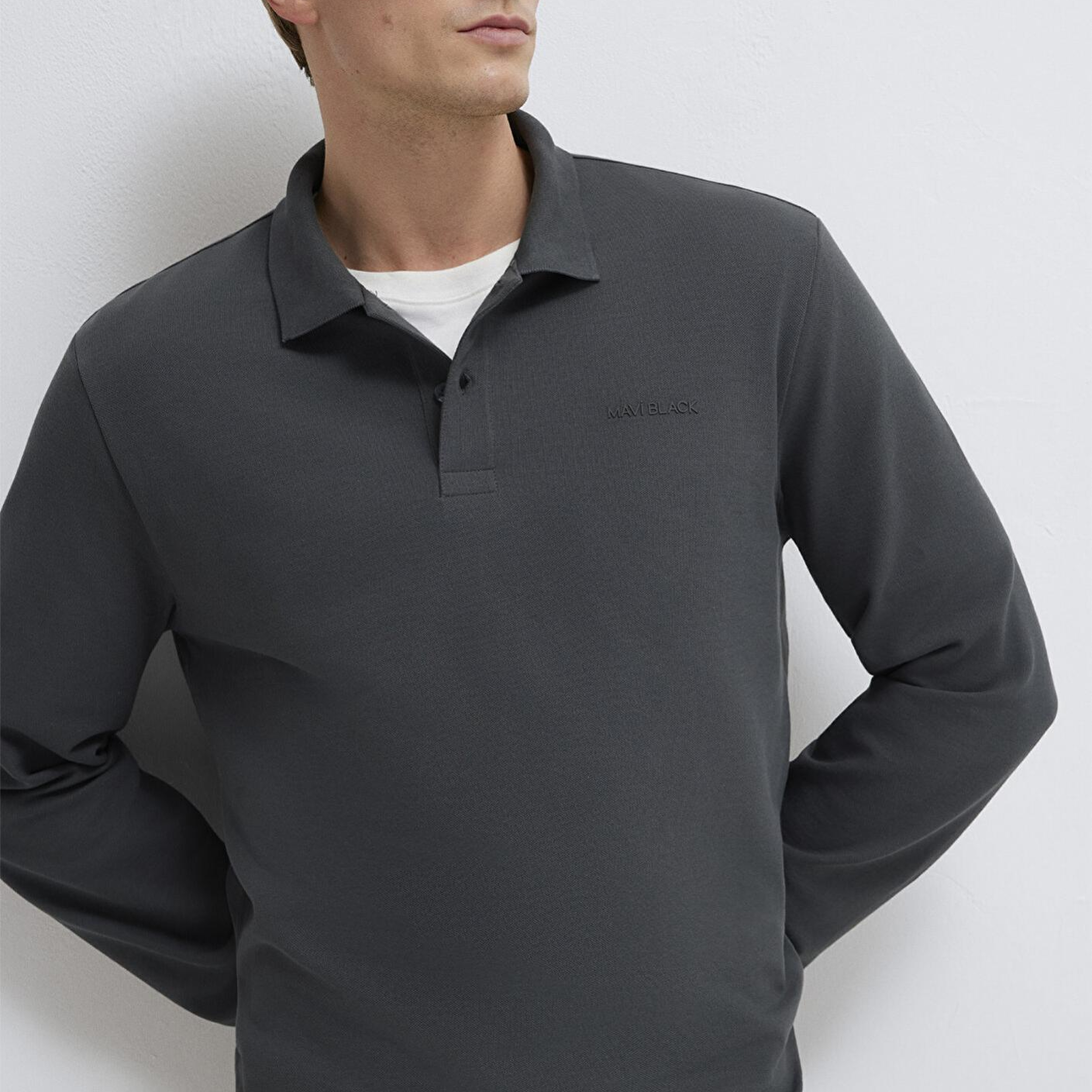 Mavi Mavi Black Uzun Kollu Antrasit Polo Tişört Regular Fit / Normal Kesim 0613154-70088