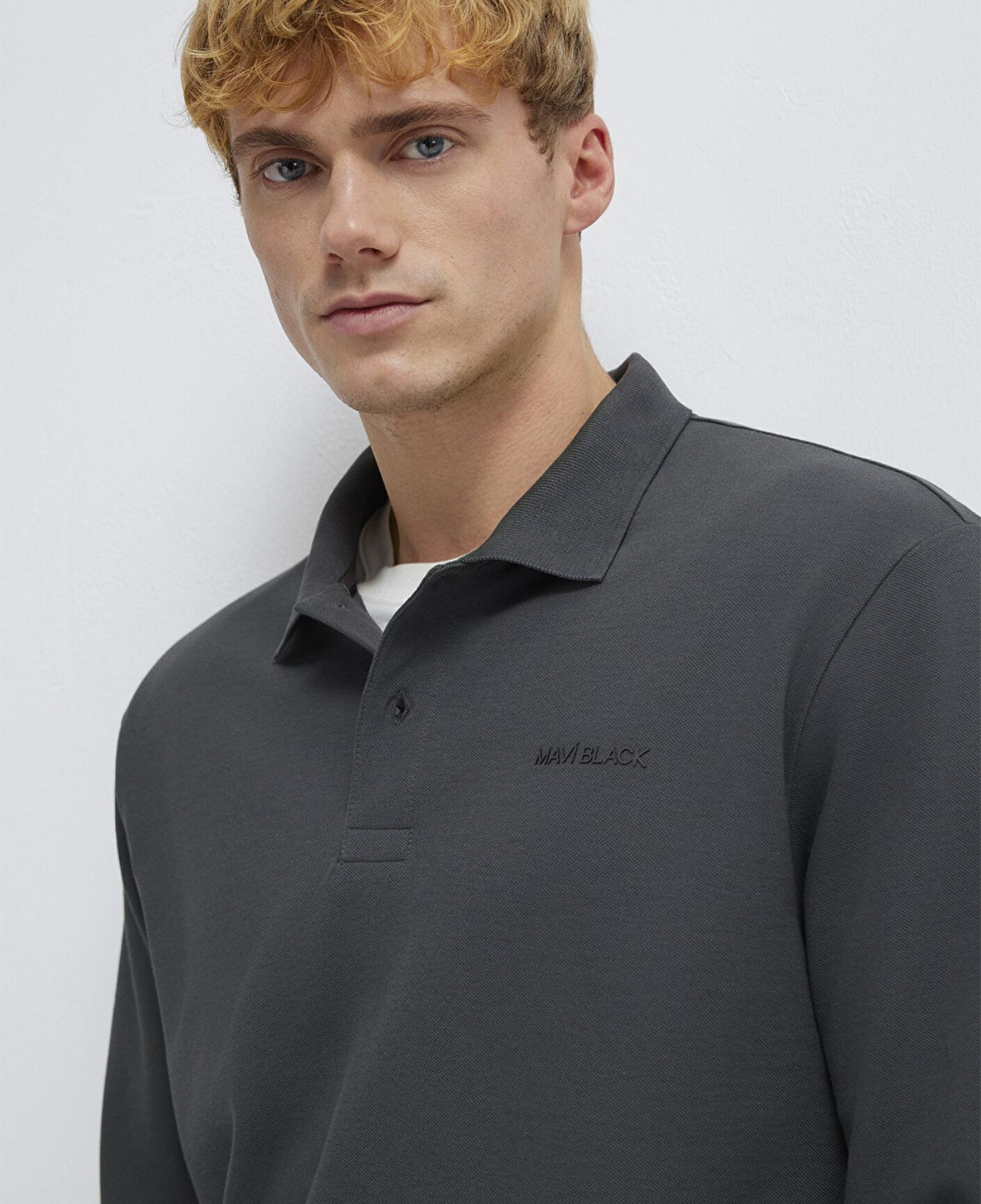 Mavi Mavi Black Uzun Kollu Antrasit Polo Tişört Regular Fit / Normal Kesim 0613154-70088