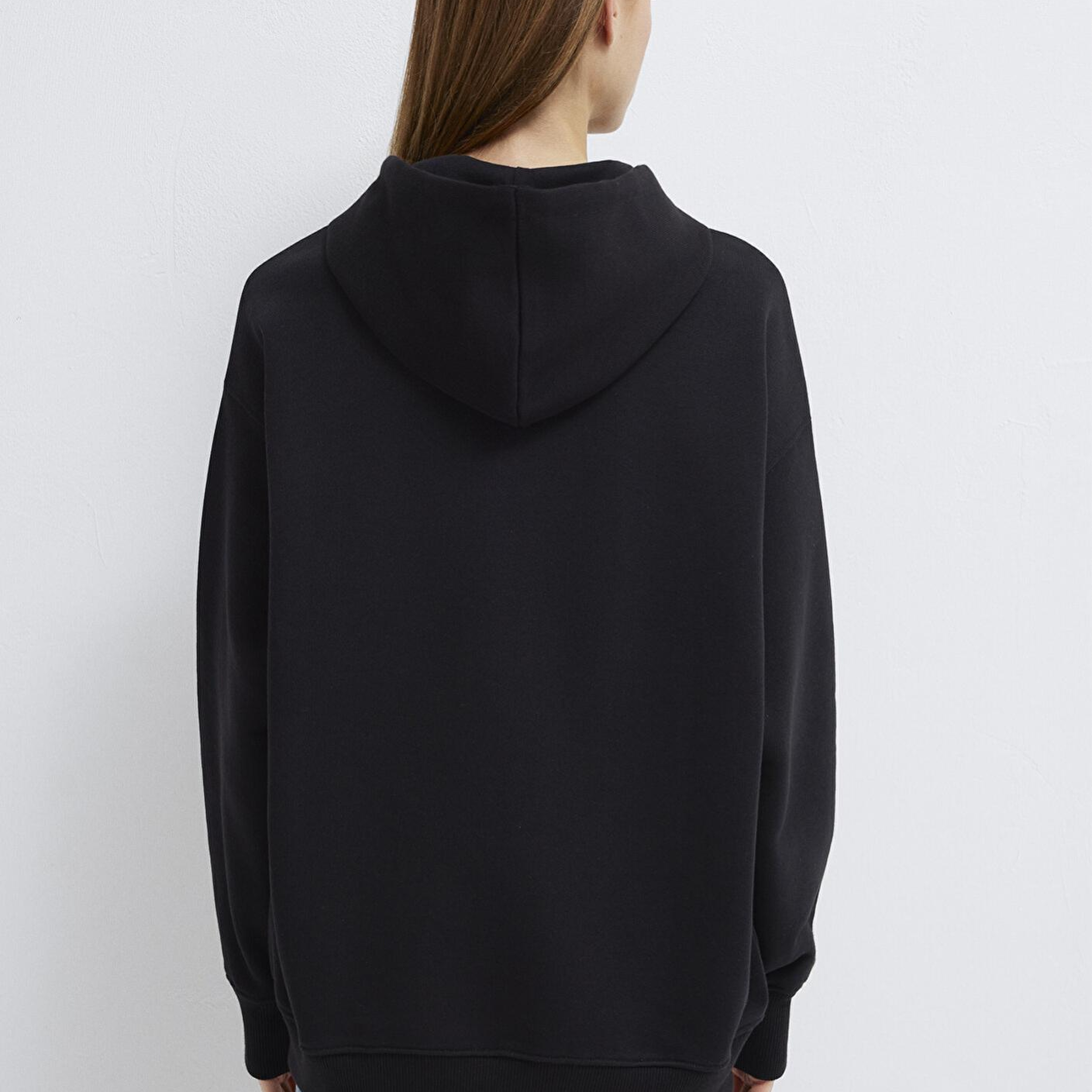 Mavi Mavi Logo Baskılı Kapüşonlu Siyah Sweatshirt 1S10531-900