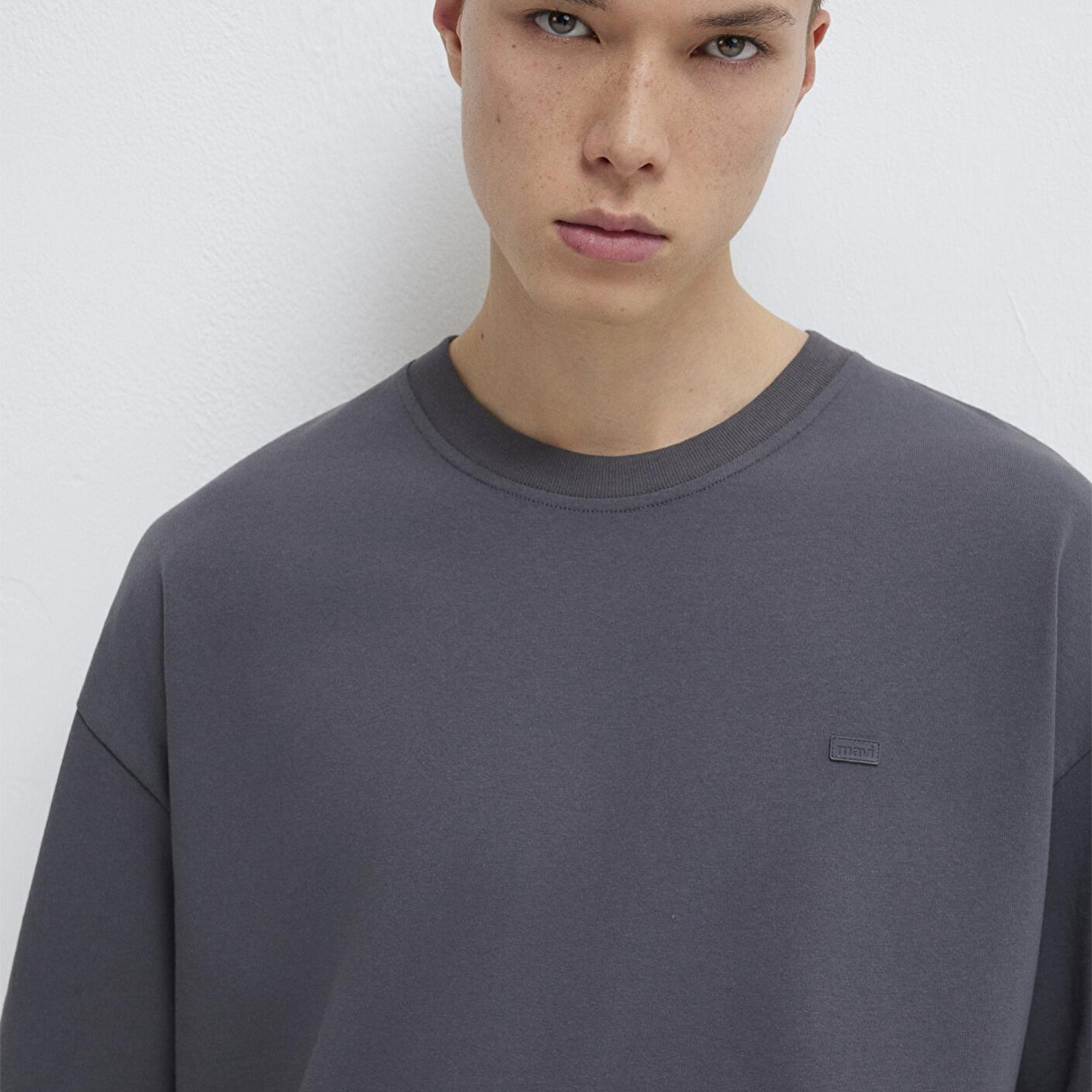 Mavi Silikon Logo Baskılı Antrasit Basic Tişört Oversize / Geniş Kesim 0613188-80955