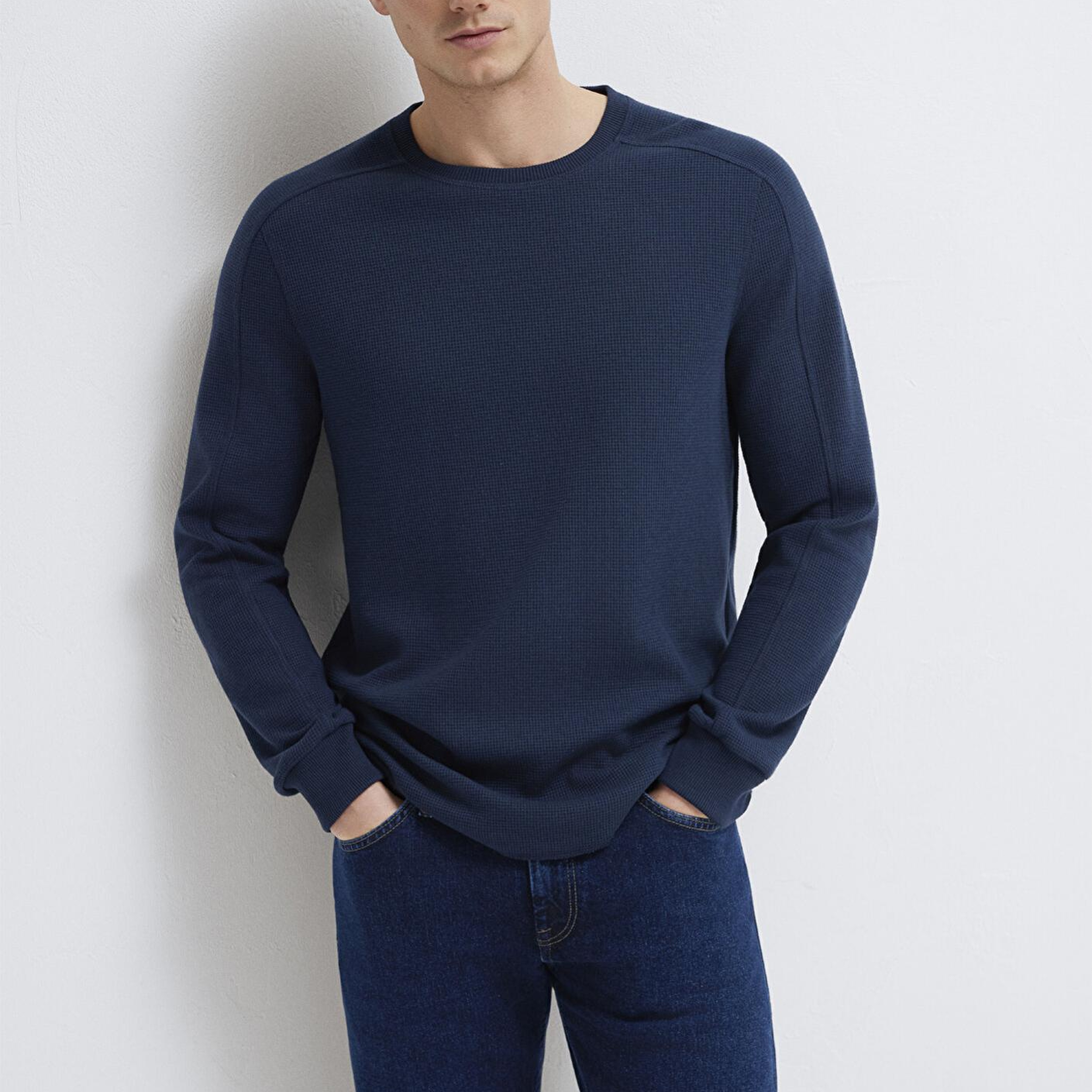 Mavi Uzun Kollu Dokulu Lacivert Basic Tişört Slim Fit / Dar Kesim 0610106-70490