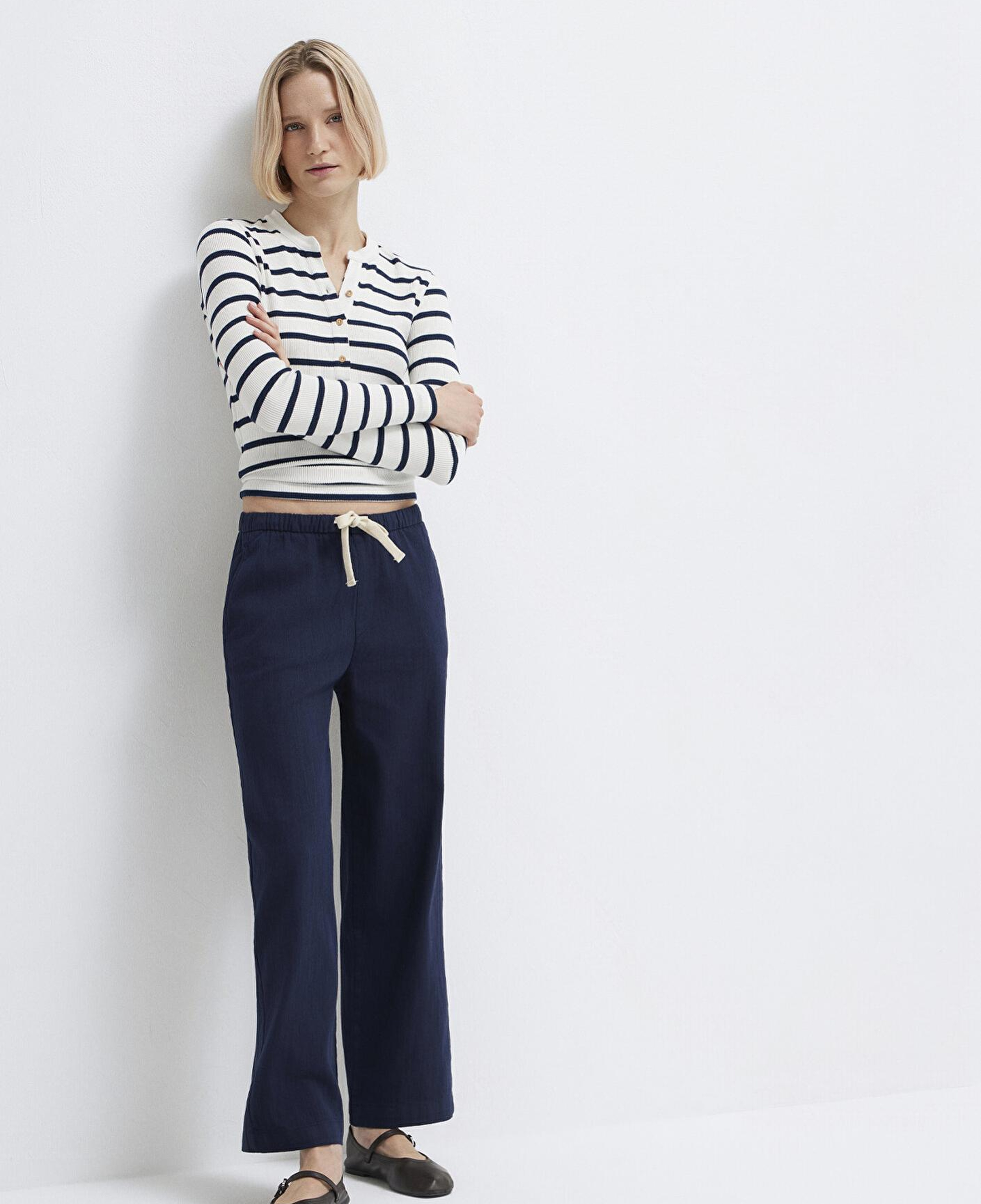 Mavi Bağcık Detaylı Lacivert Pantolon 1011203-89101