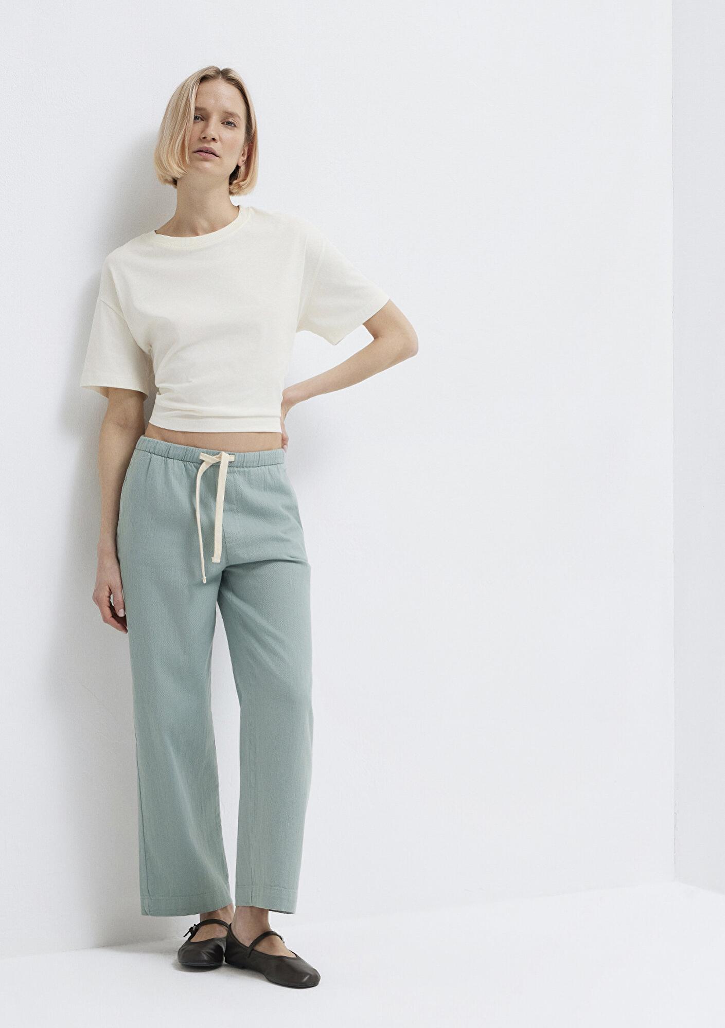 Mavi Bağcık Detaylı Yeşil Pantolon 1011203-70113