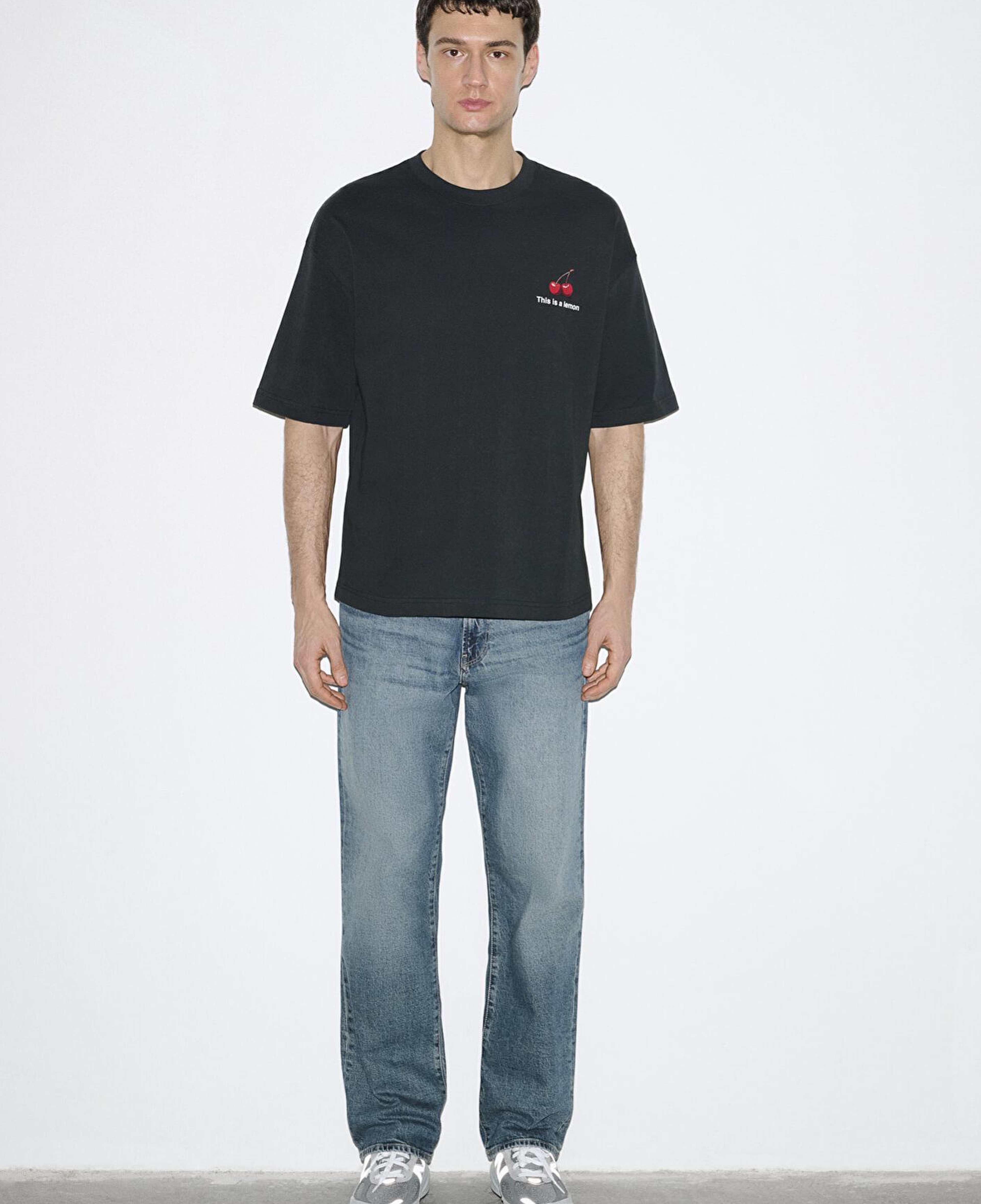 Mavi This Is A Lemon Sırt Baskılı Siyah Tişört Oversize / Geniş Kesim 0613255-71379