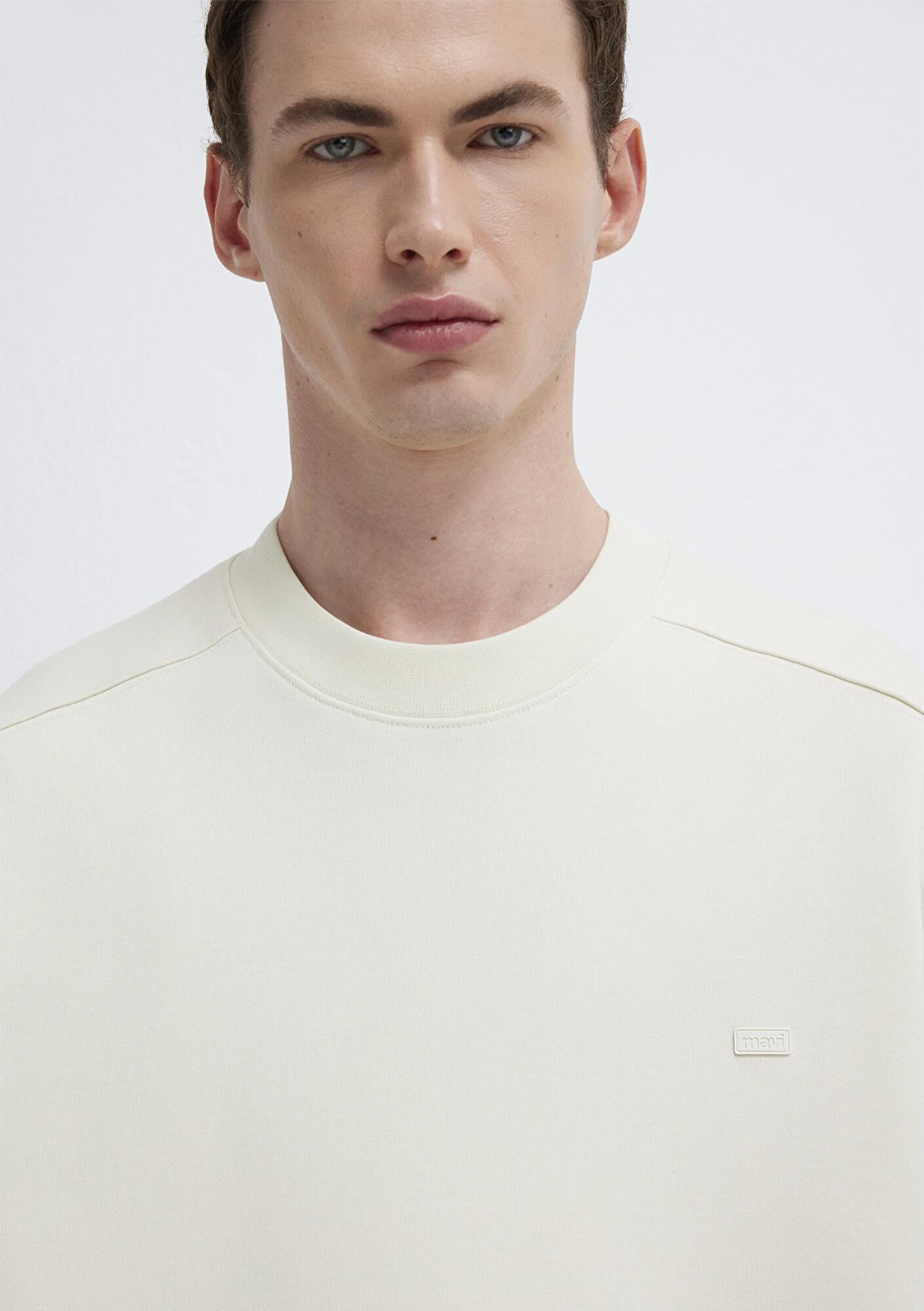 Mavi Bisiklet Yaka Ekru Sweatshirt 0S10550-71610