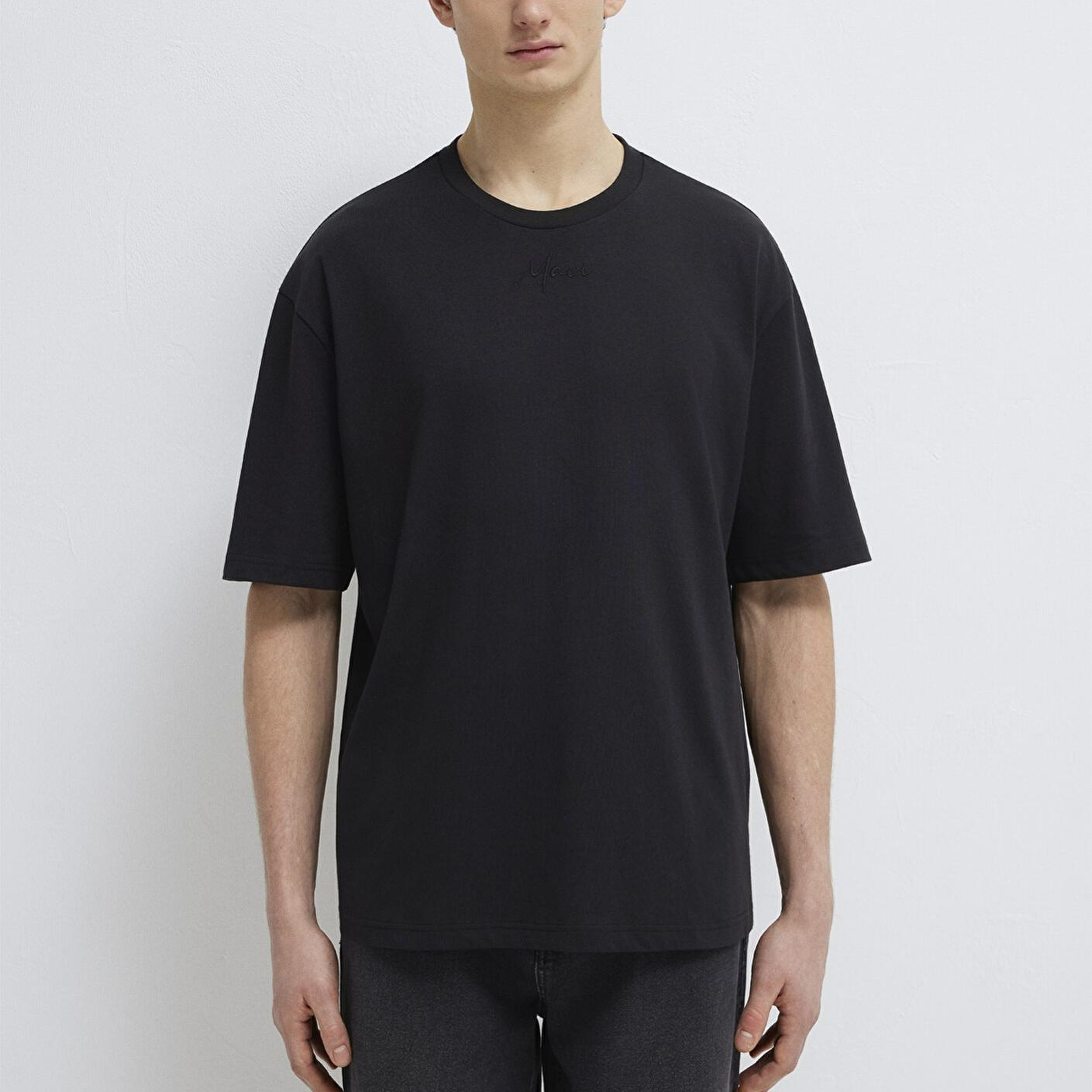 Mavi Mavi Nakışlı Siyah Tişört Relaxed Fit / Rahat Kesim 0613130-900