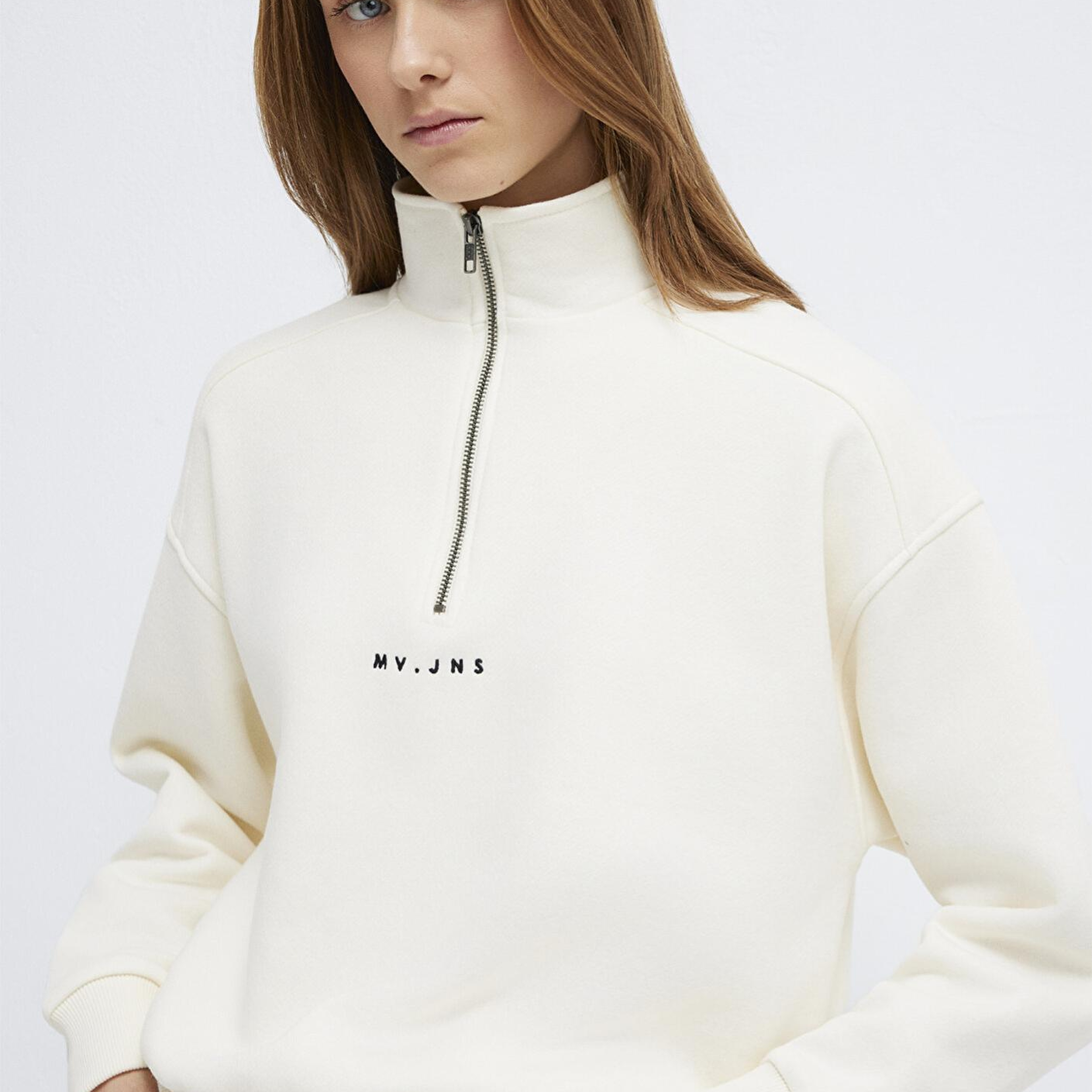 Mavi MVJNS Nakışlı Yarı Fermuarlı Ekru Sweatshirt 1S10533-89145