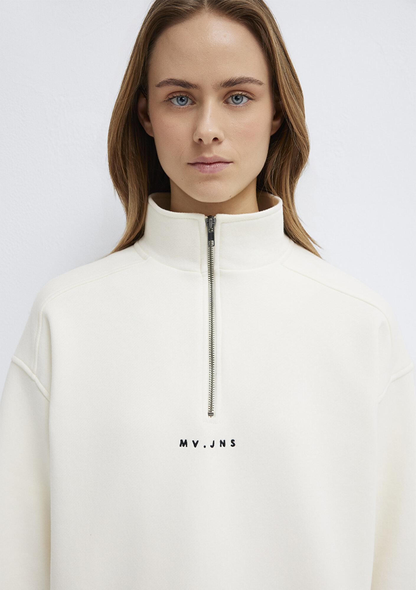 Mavi MVJNS Nakışlı Yarı Fermuarlı Ekru Sweatshirt 1S10533-89145