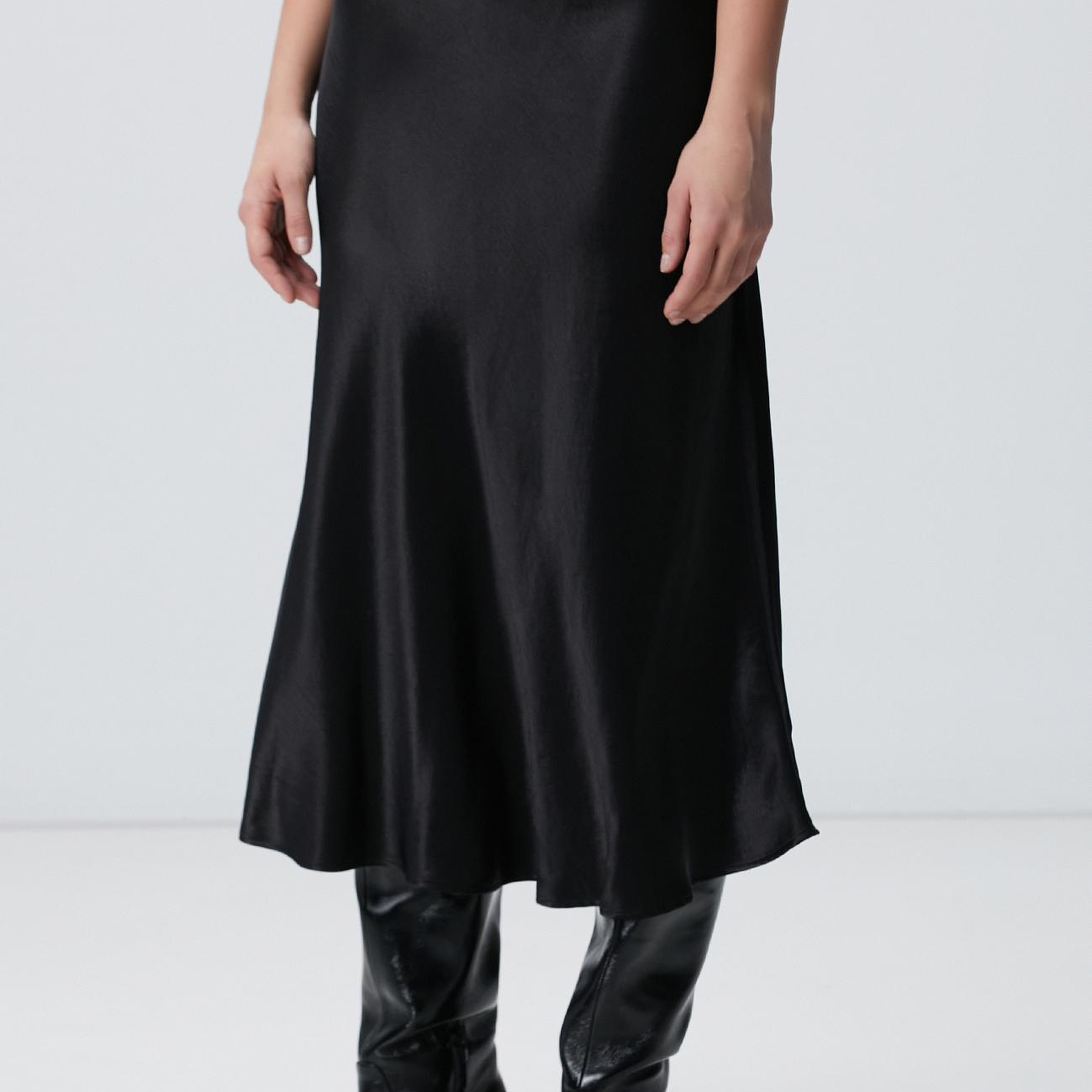 Network Kadın Siyah Dokuma Saten Etek