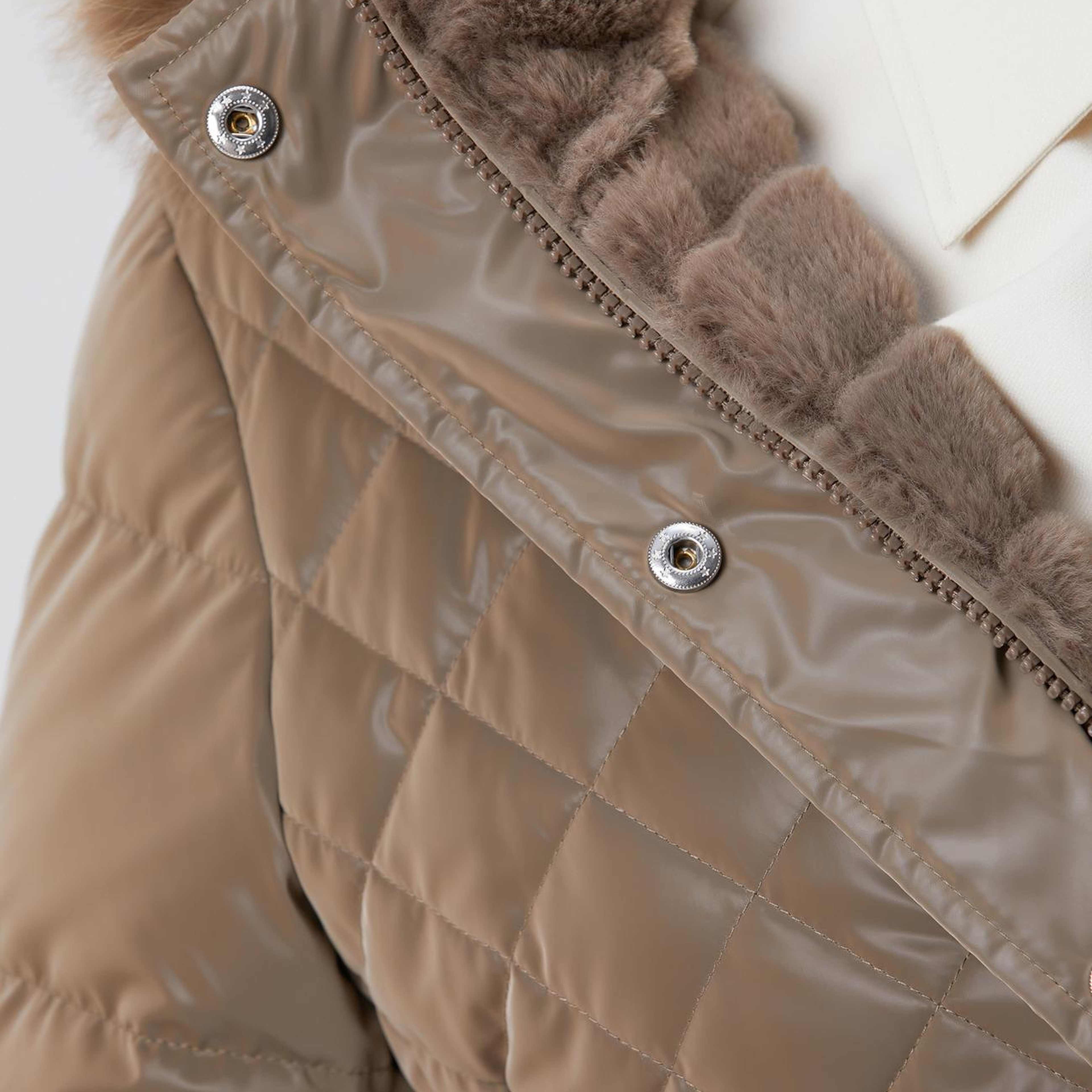 Network Kadın Koyu Bej Çift Taraflı Kapüşonlu Mont