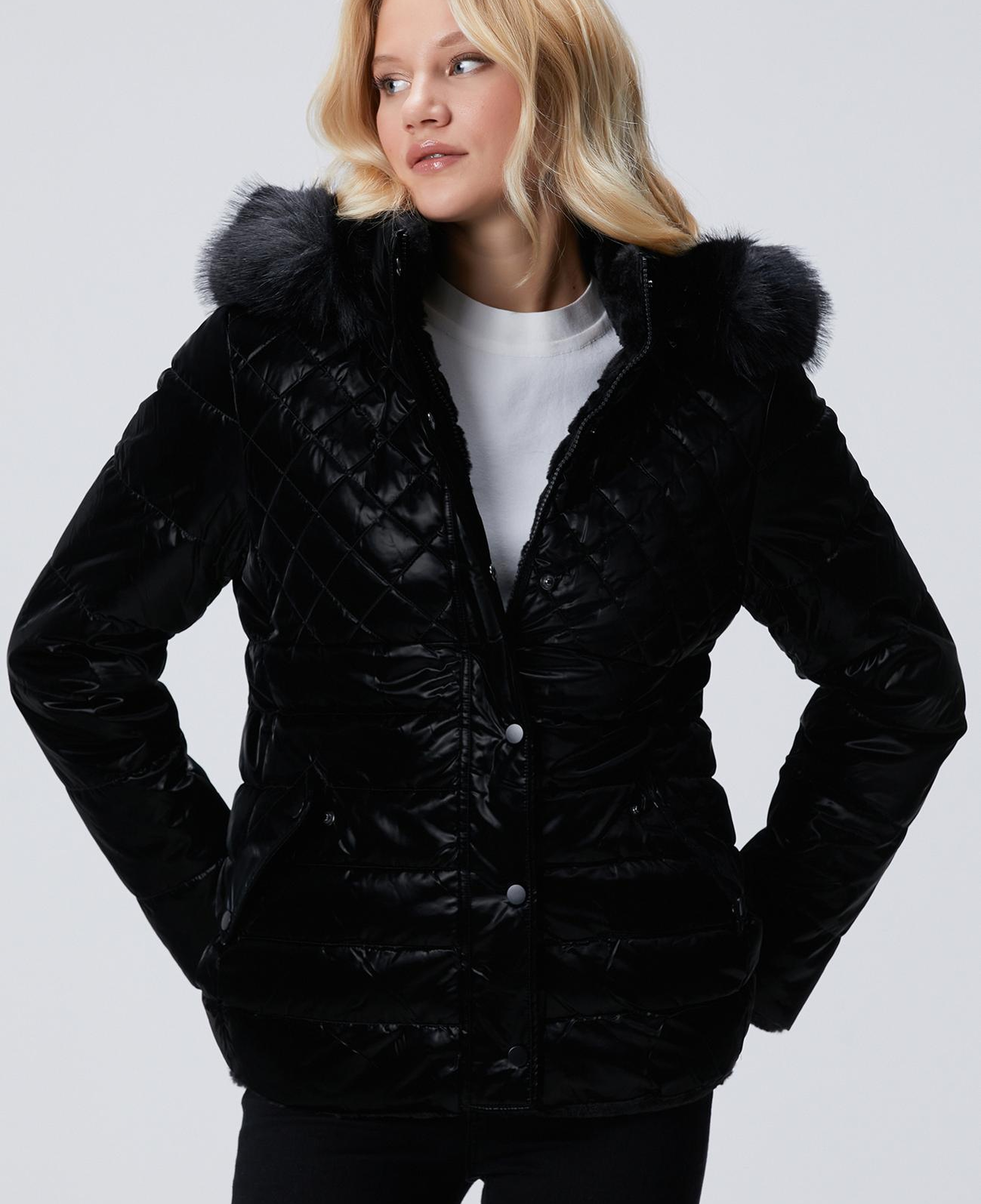 Network Kadın Siyah Çift Taraflı Kapüşonlu Mont