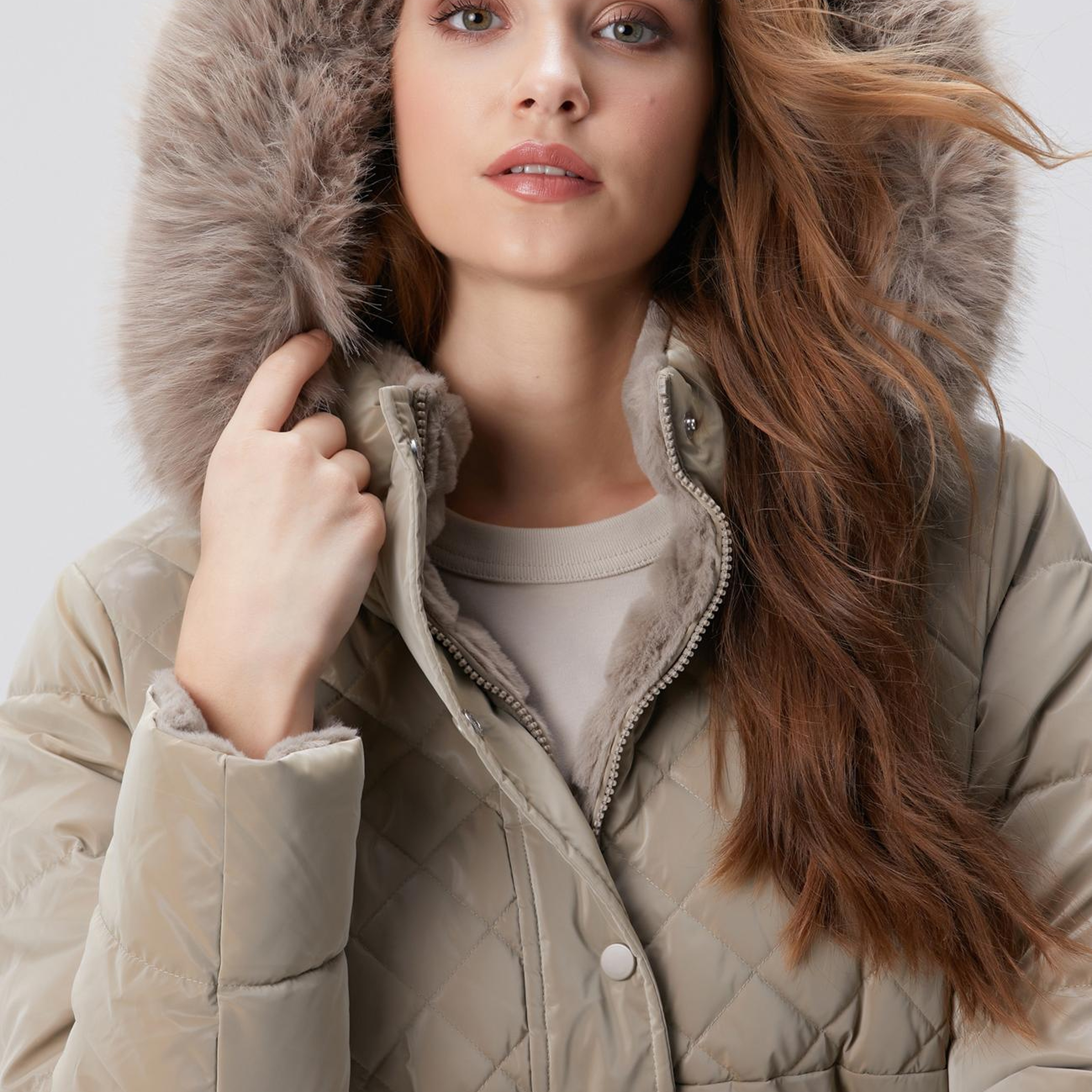 Network Kadın Vizon Çift Taraflı Kapüşonlu Mont