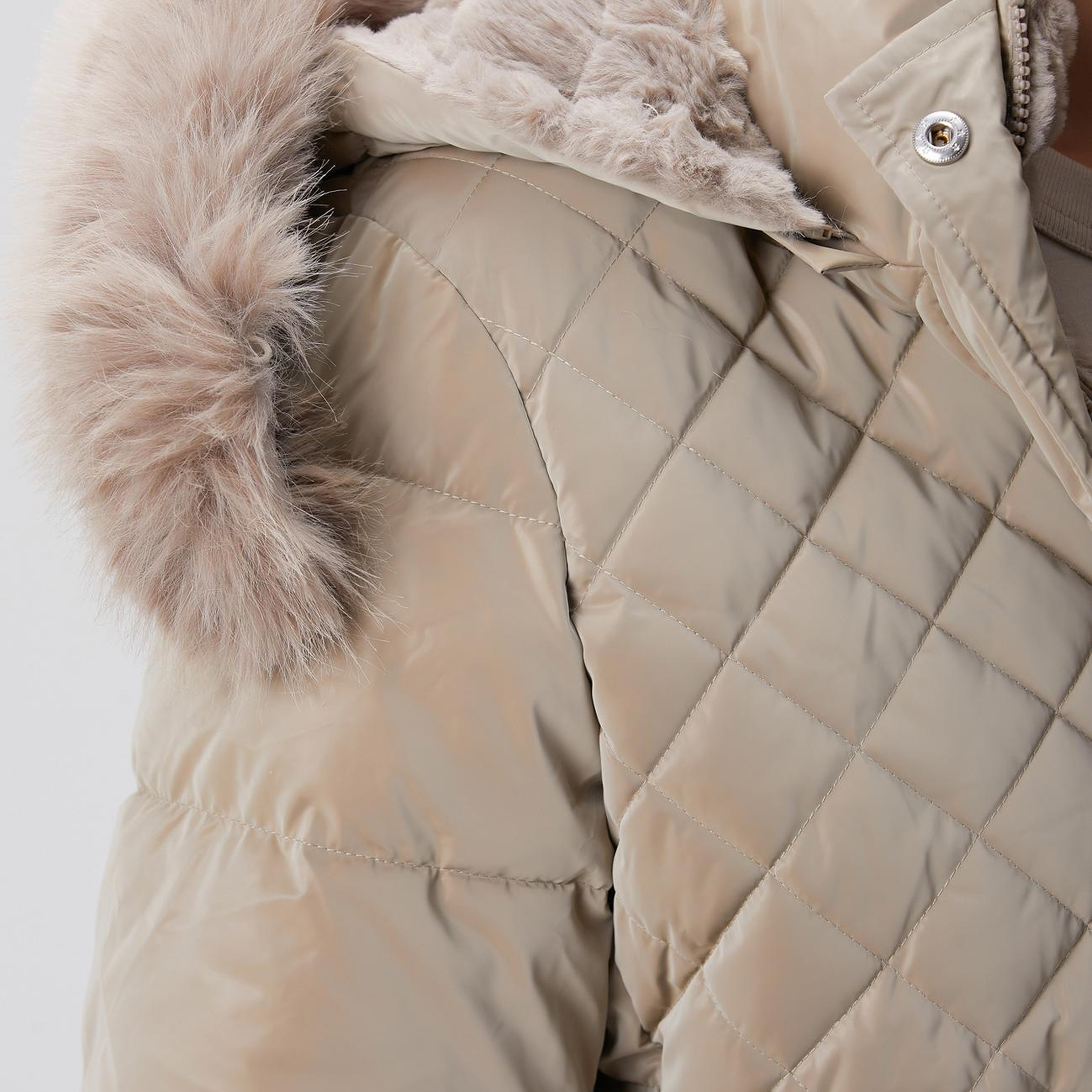 Network Kadın Vizon Çift Taraflı Kapüşonlu Mont