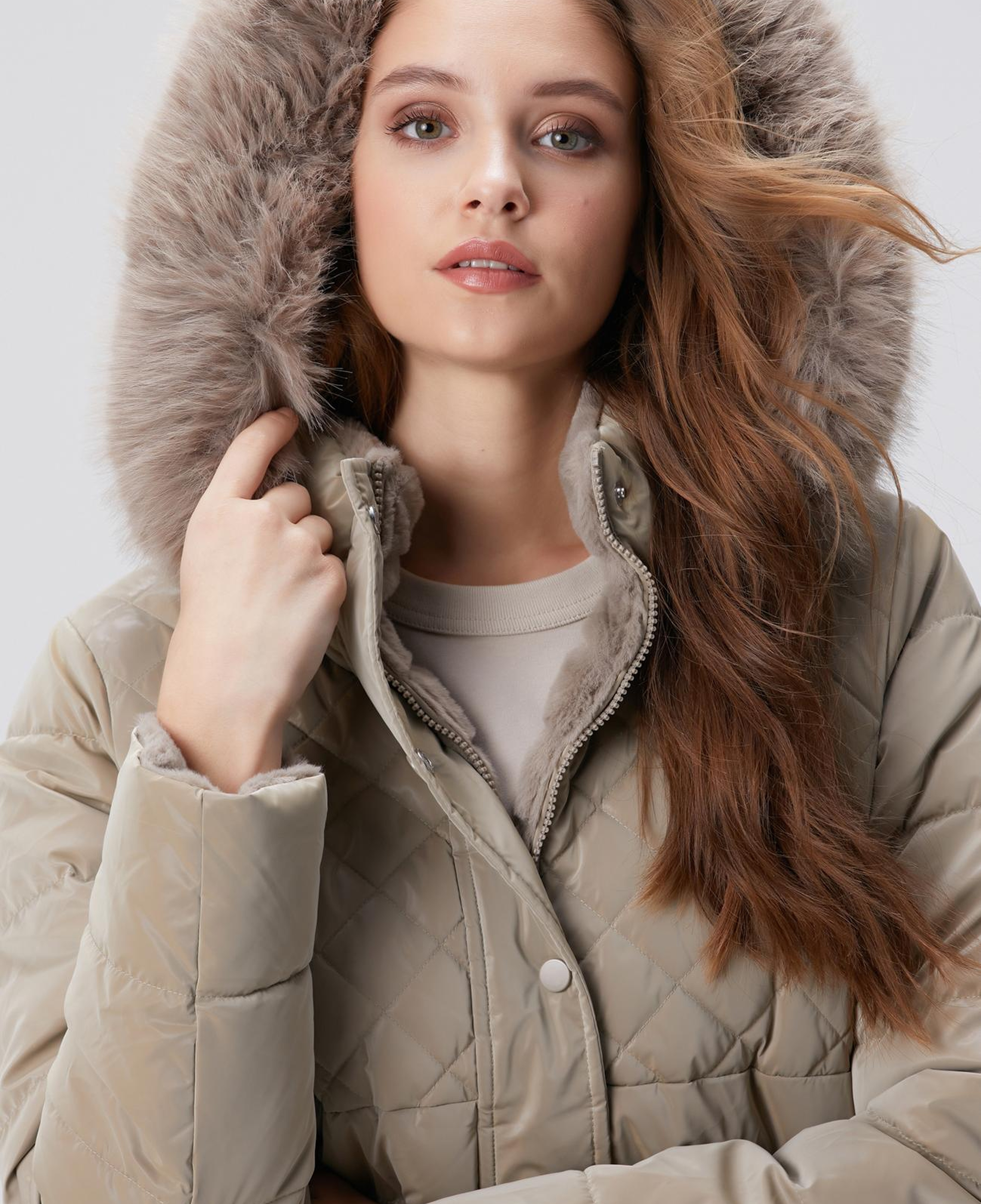 Network Kadın Vizon Çift Taraflı Kapüşonlu Mont