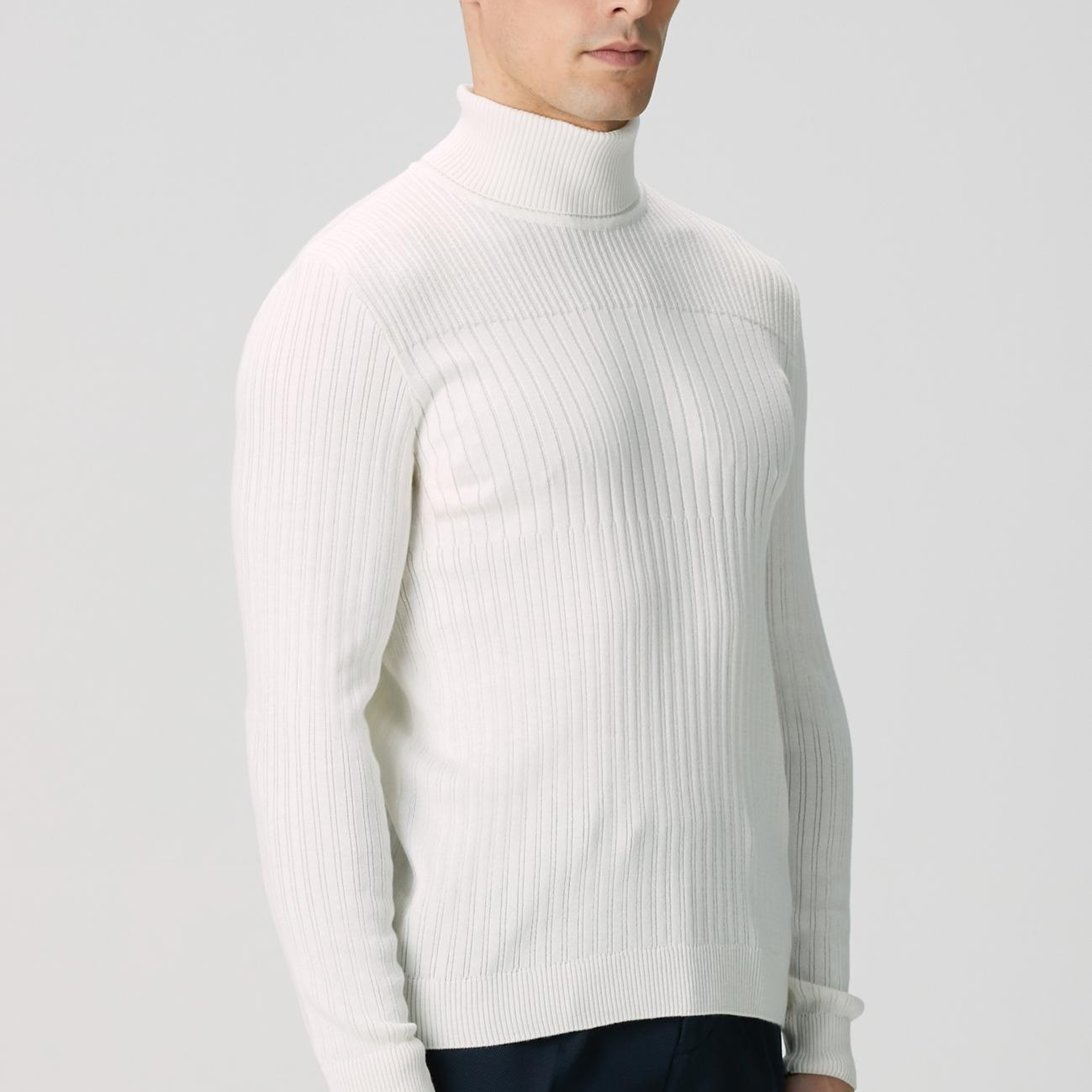 Network Erkek Kırık Beyaz Balıkçı Yaka Triko Kazak