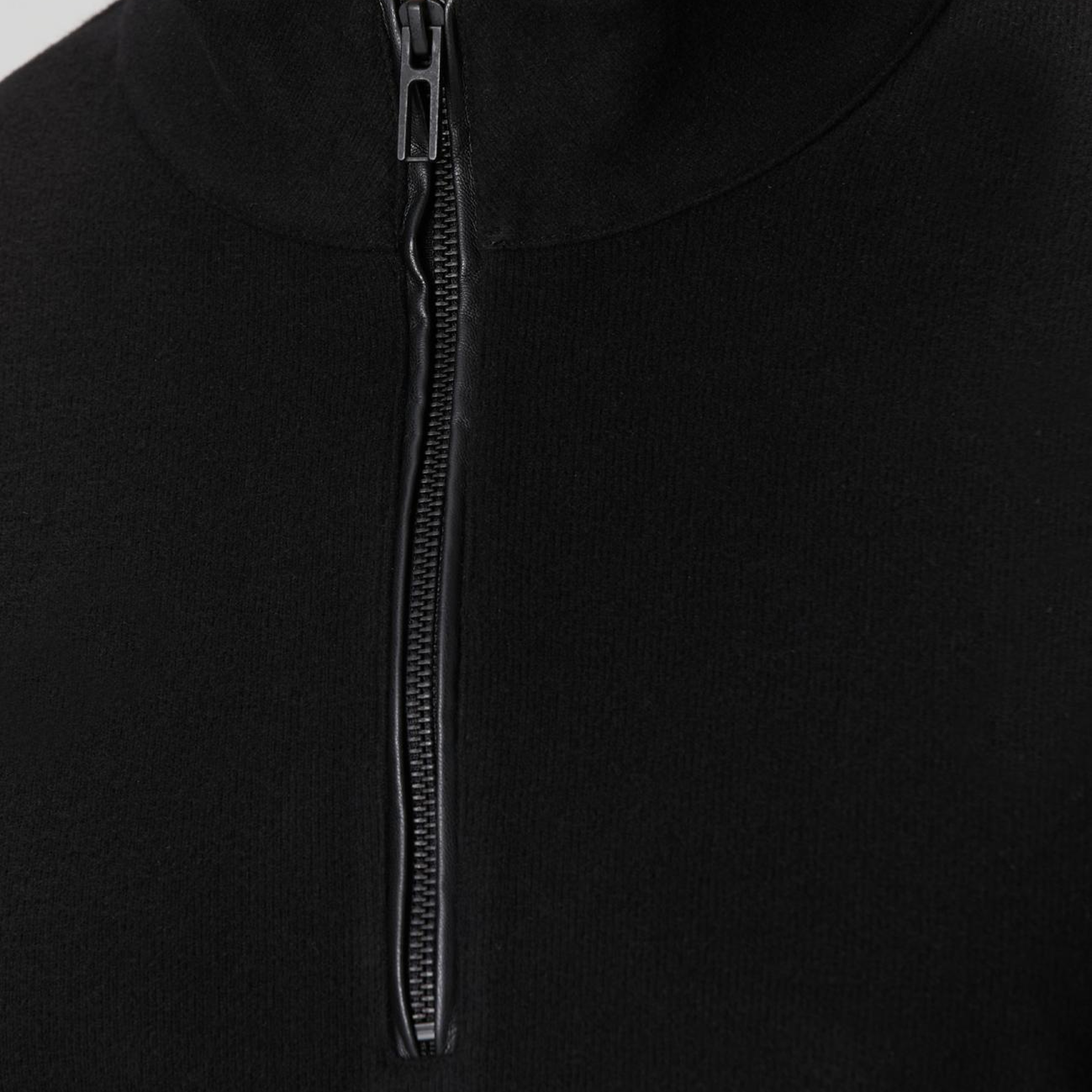 Network Erkek Siyah Dik Yaka Fermuarlı Sweatshirt