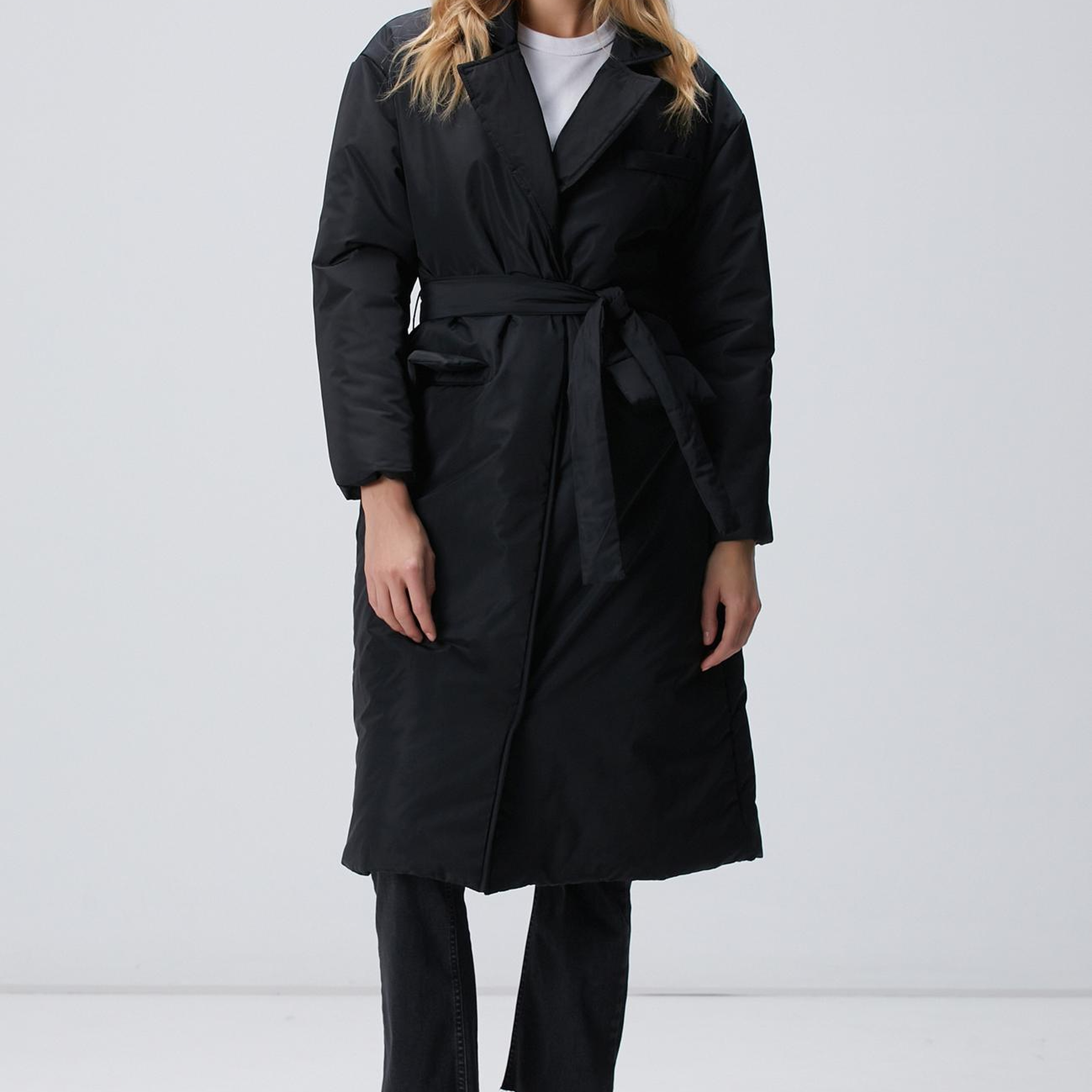 Network Kadın Siyah Belden Kuşaklı Uzun Kaban