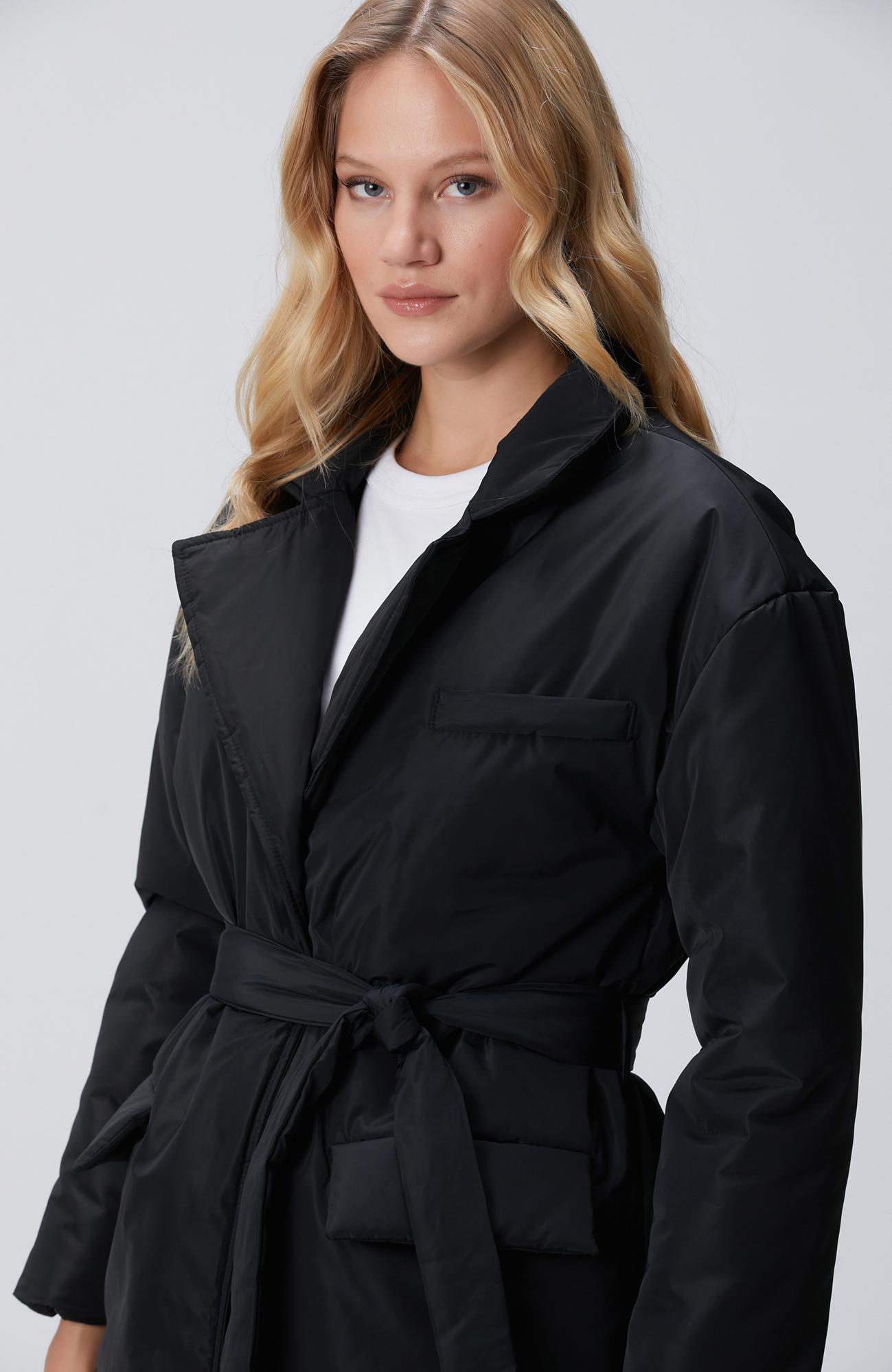 Network Kadın Siyah Belden Kuşaklı Uzun Kaban