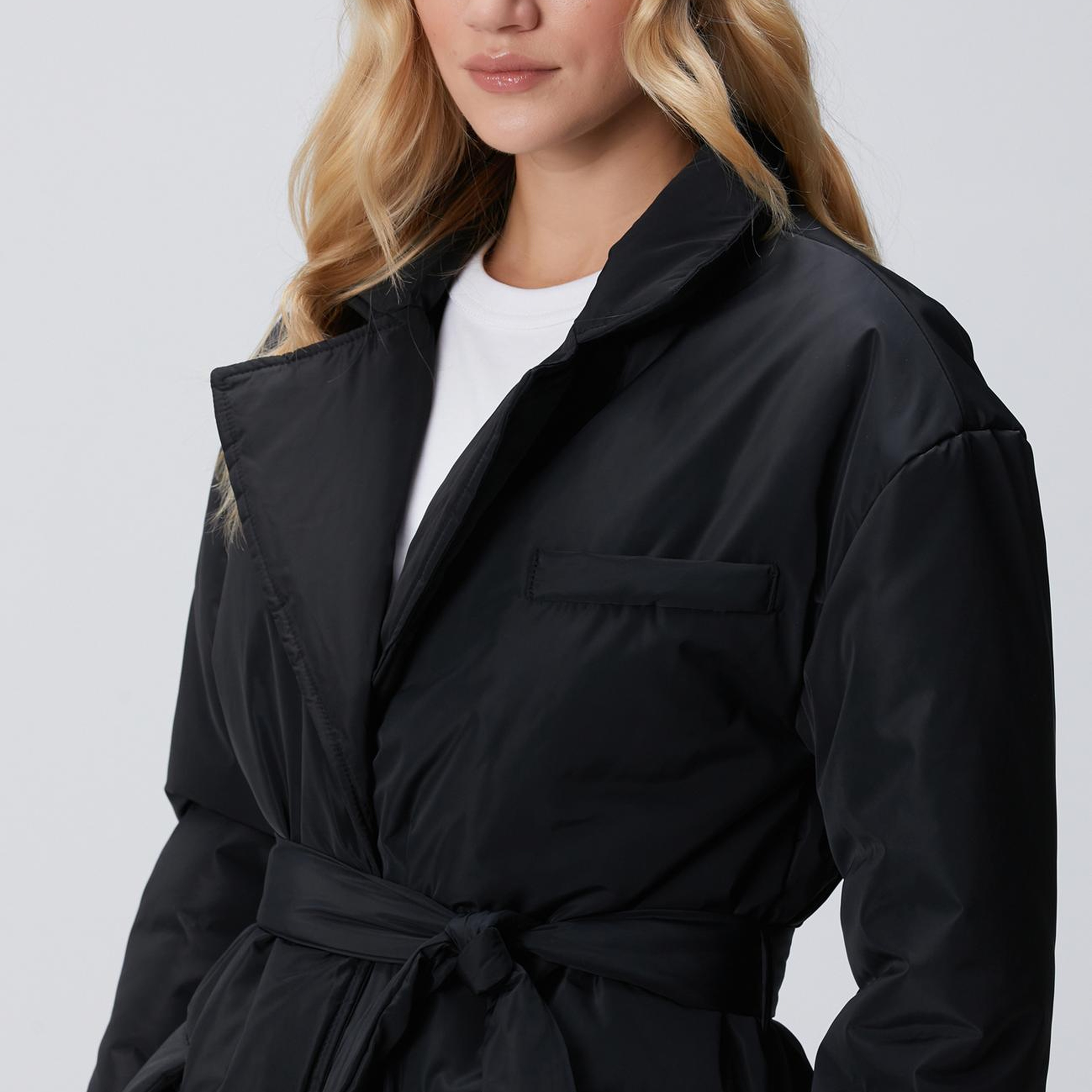 Network Kadın Siyah Belden Kuşaklı Uzun Kaban