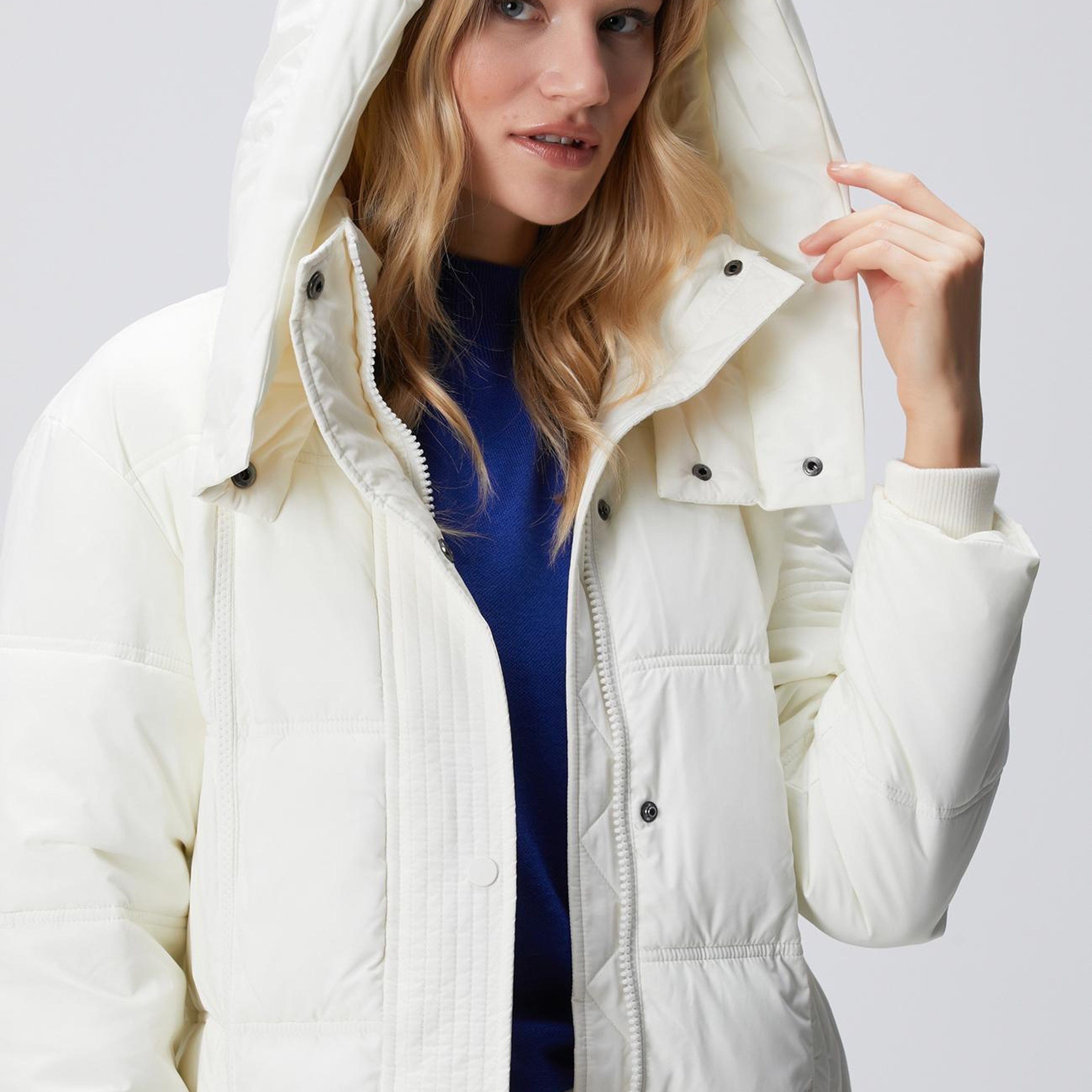 Network Kadın Kırık Beyaz Kapülonlu Kapitoneli Uzun Kaban