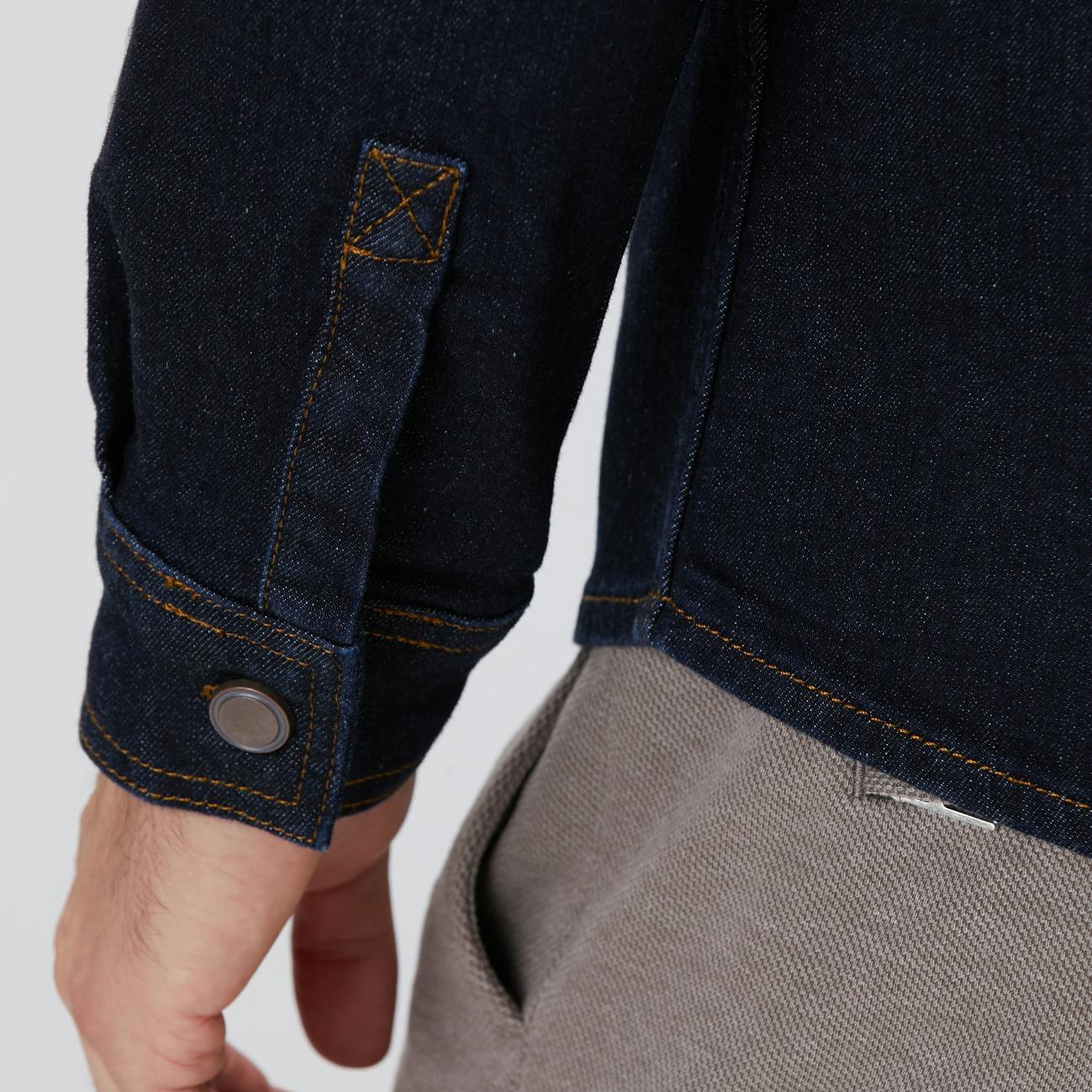 Network Erkek Lacivert Yakası Kadife Denim Gömlek