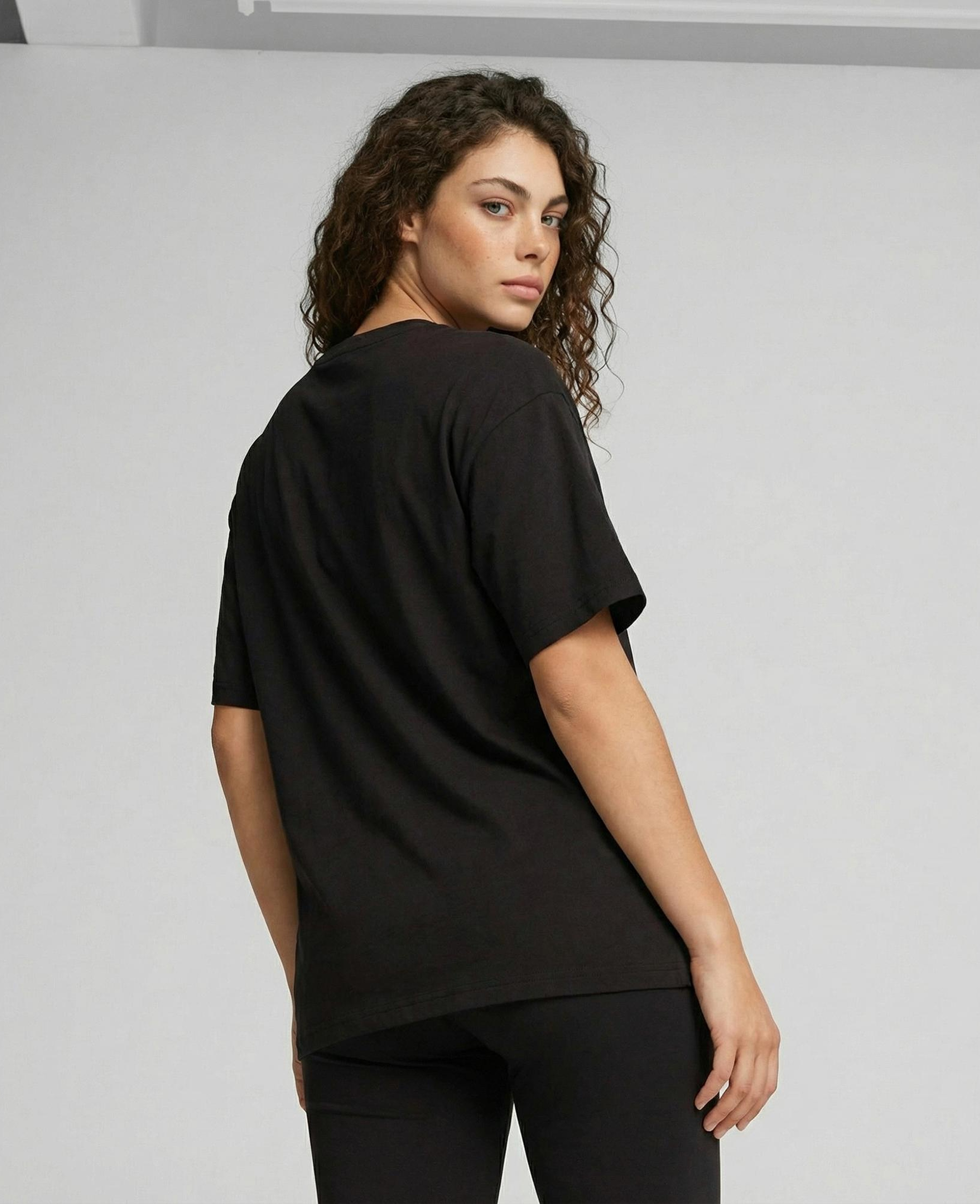 Puma Essential Relaxed  Kadın Siyah T-Shirt