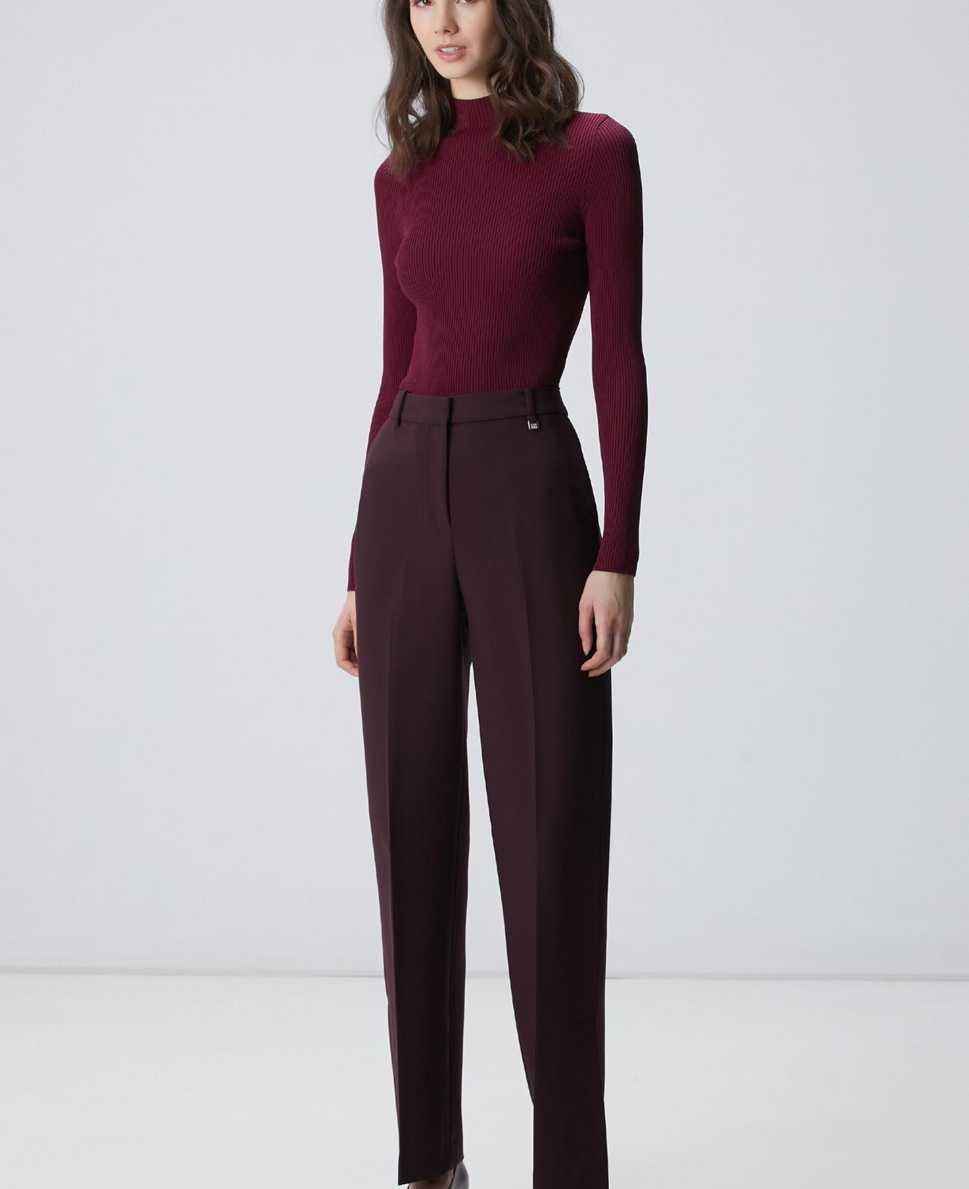 Network Kadın Vişne Paçası Yırtmaçlı Pantolon