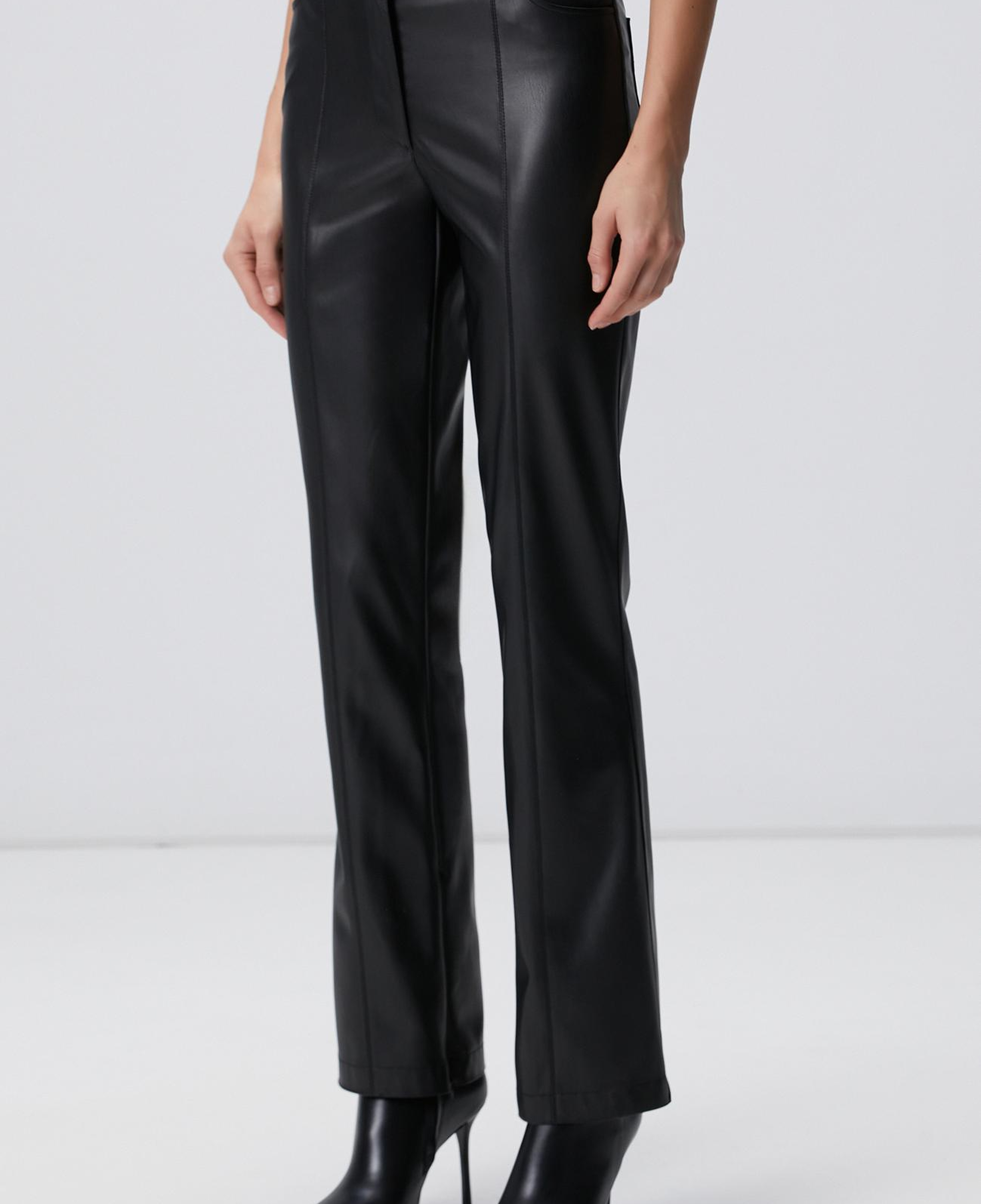 Network Kadın Siyah Vegan Deri Pantolon