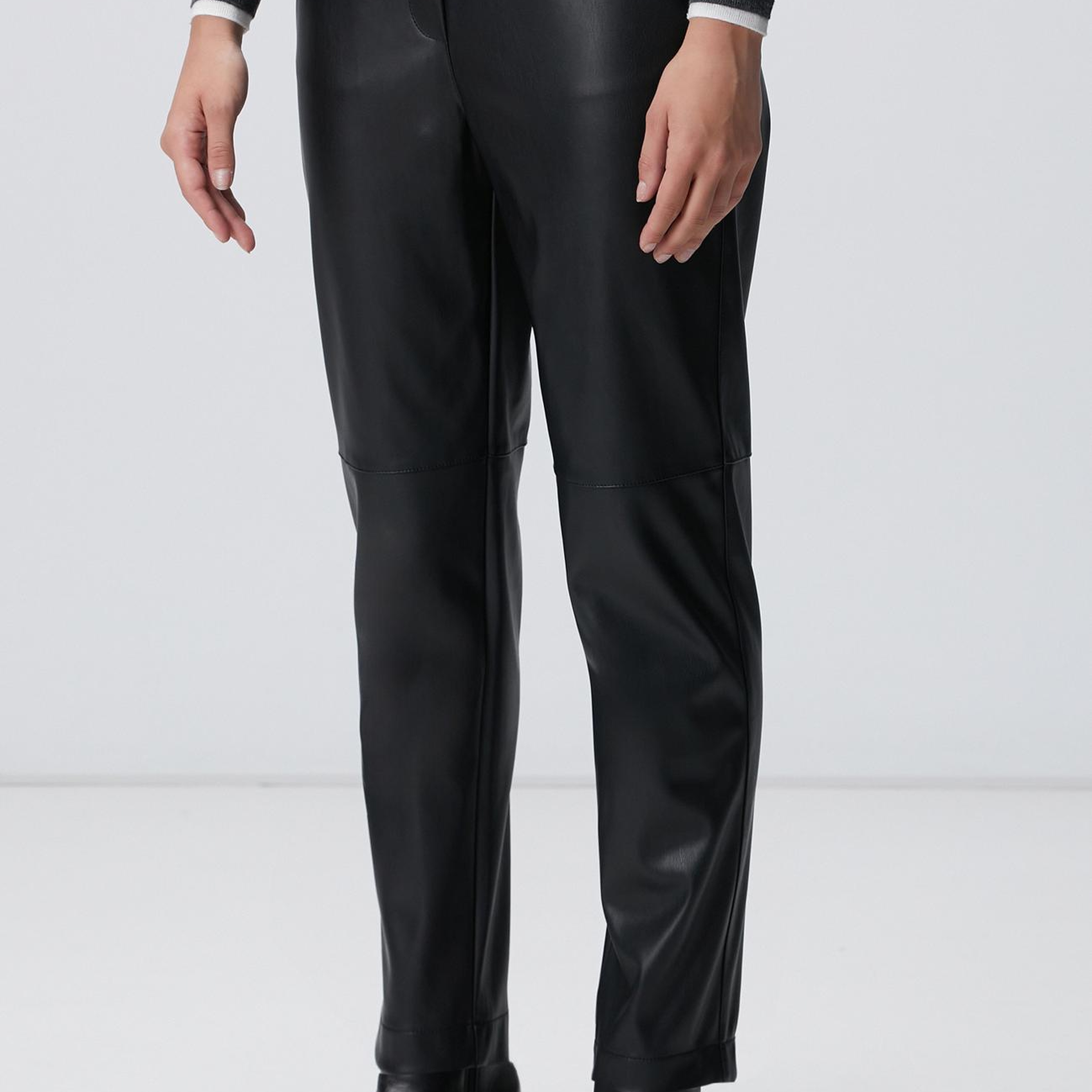 Network Kadın Siyah Vegan Deri Pantolon