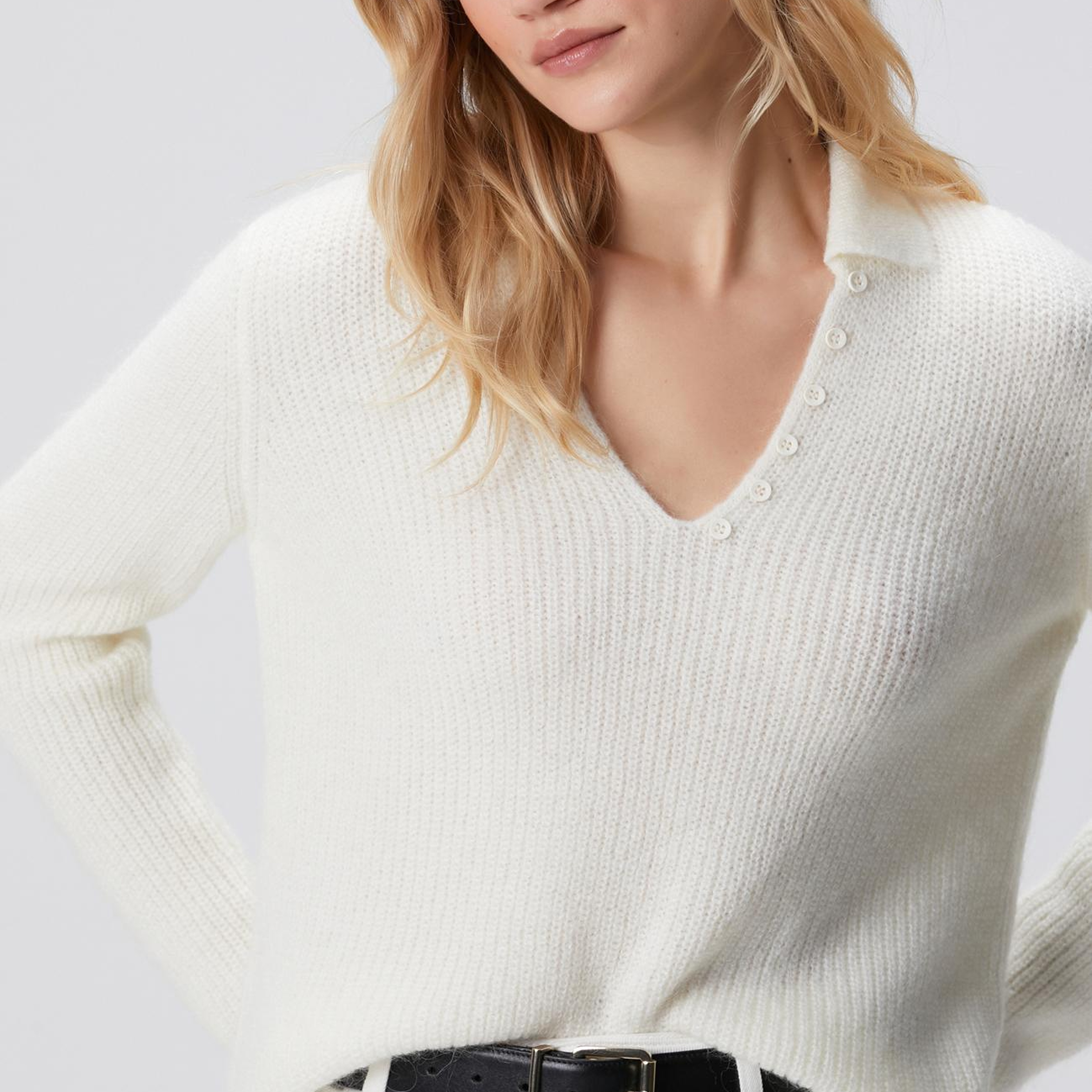 Network Kadın Limited Kırık Beyaz Yumuşak Dokulu Triko Kazak