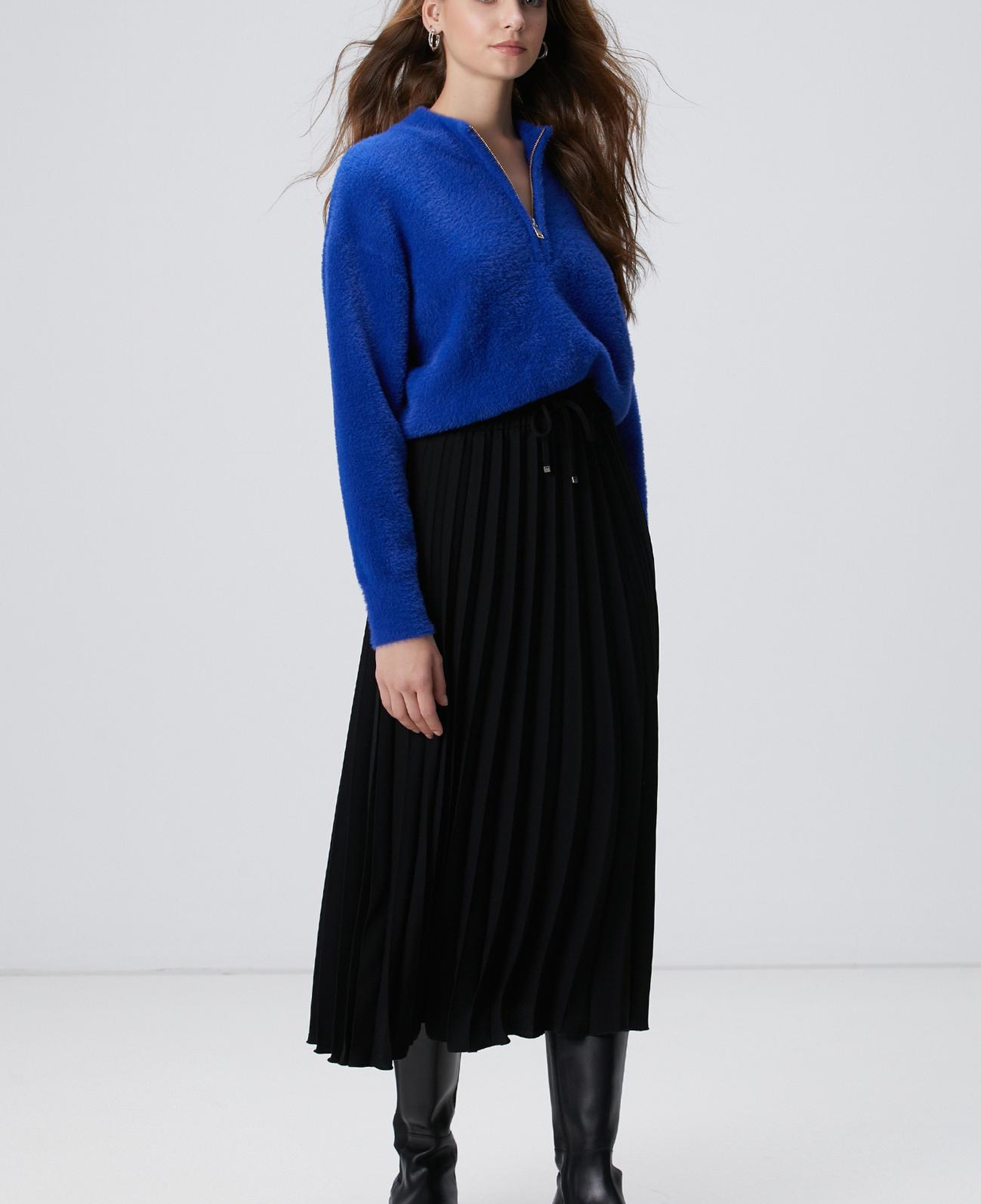 Network Kadın Siyah Piliseli Midi Etek