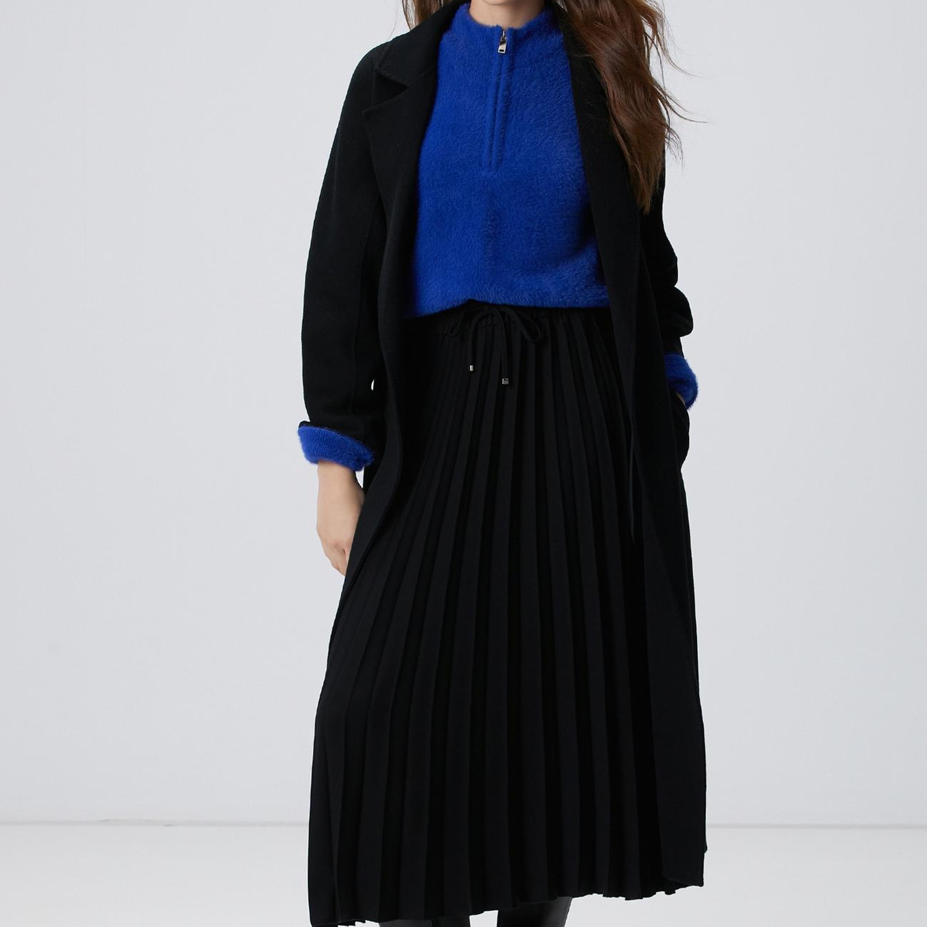 Network Kadın Siyah Piliseli Midi Etek