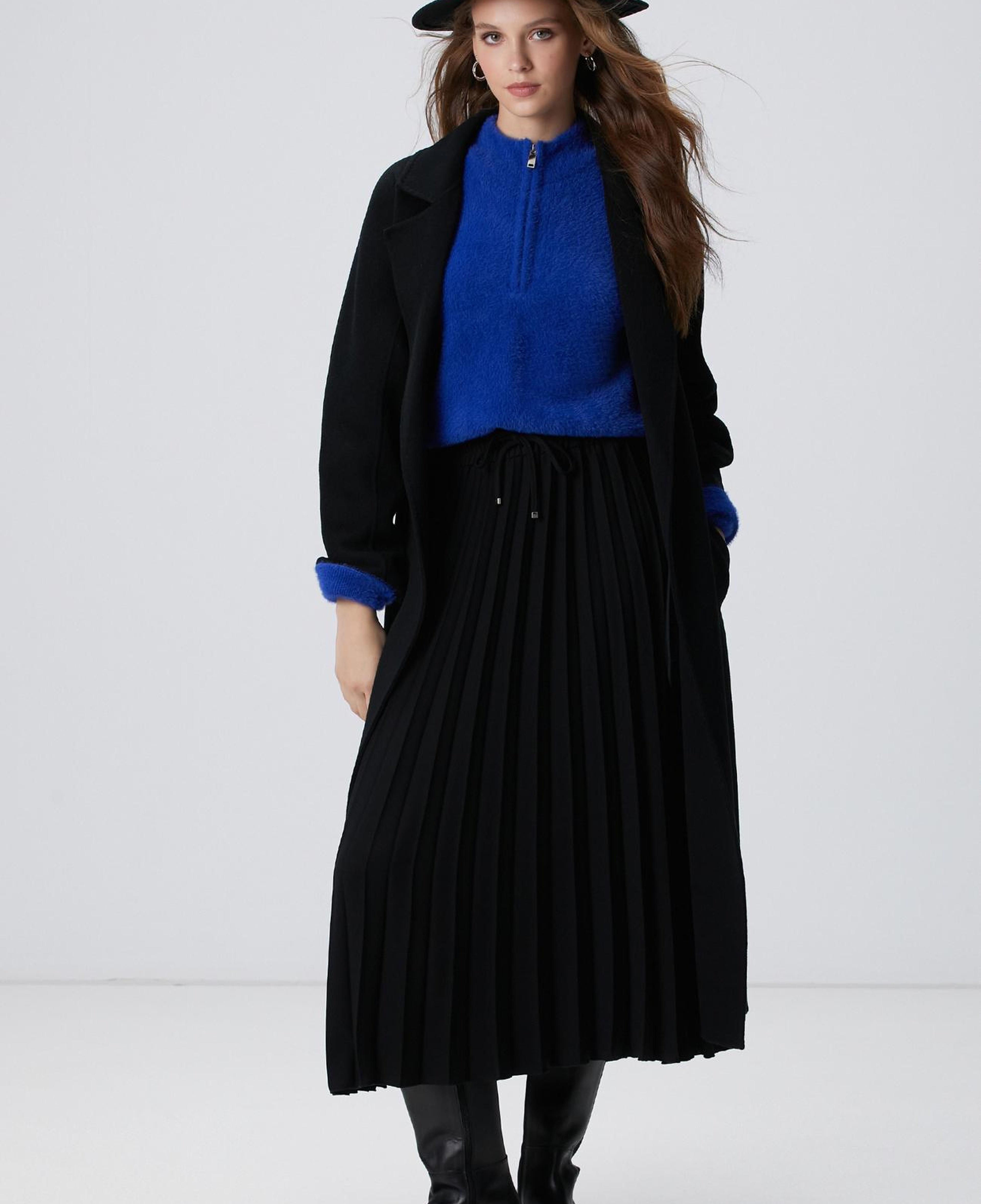 Network Kadın Siyah Piliseli Midi Etek