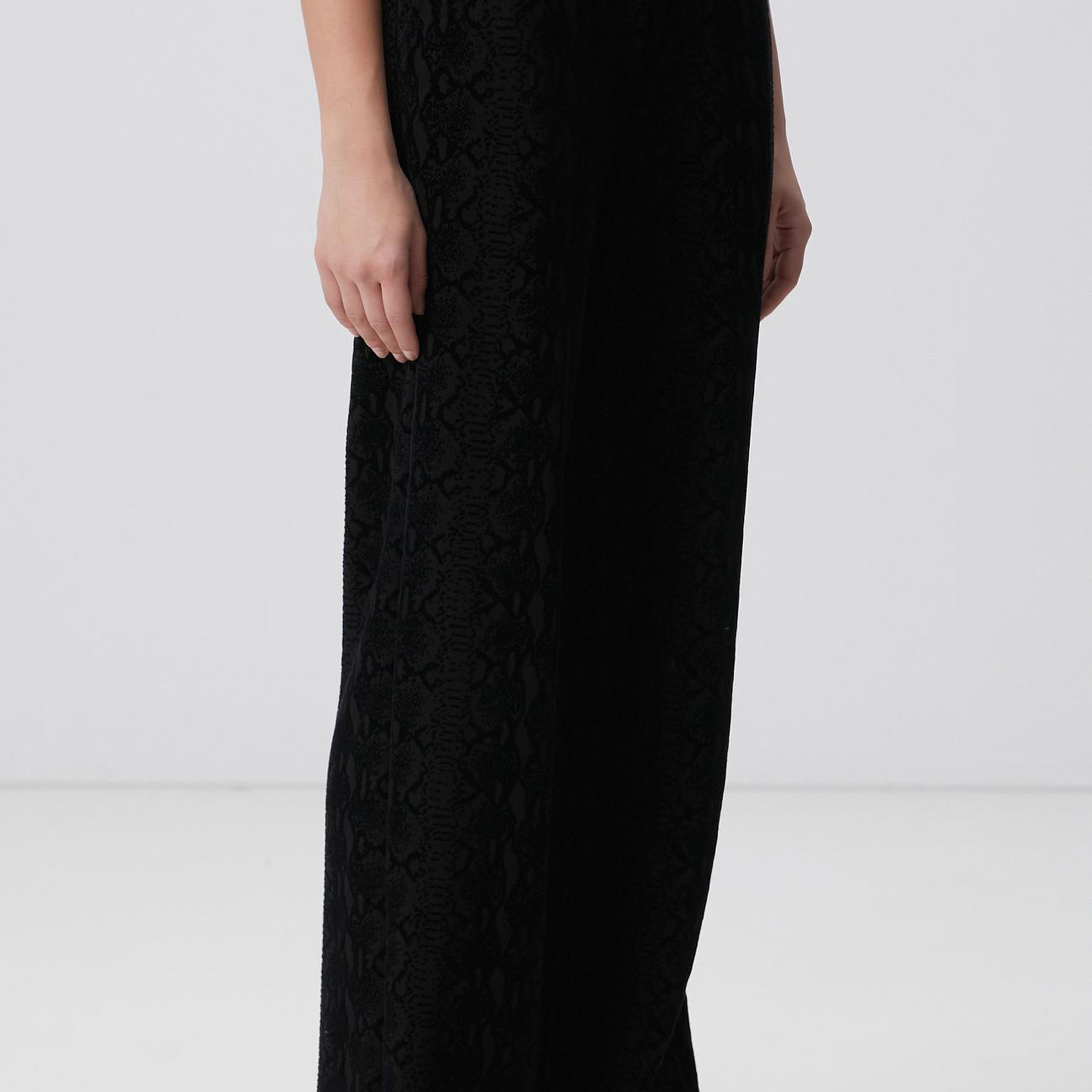 Network Kadın Siyah Baskılı Eşofman