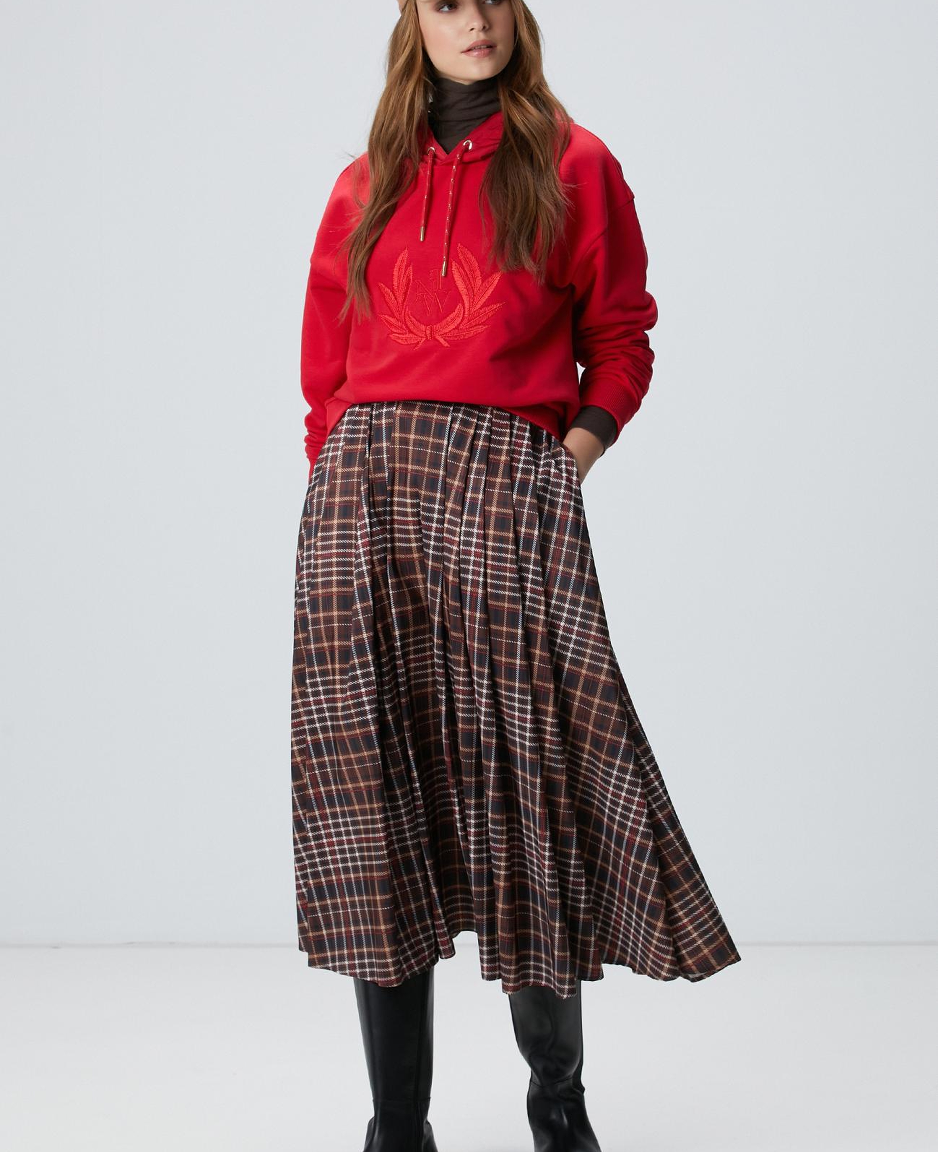 Network Kadın Kırmızı Nakış Detaylı Sweatshirt